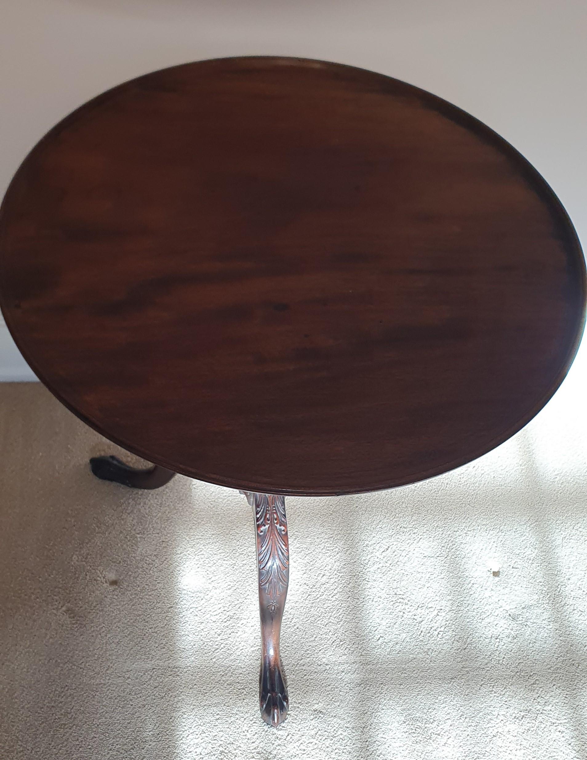 19th Century George III style Mahogany Pedestal occasional Table with flip top 3