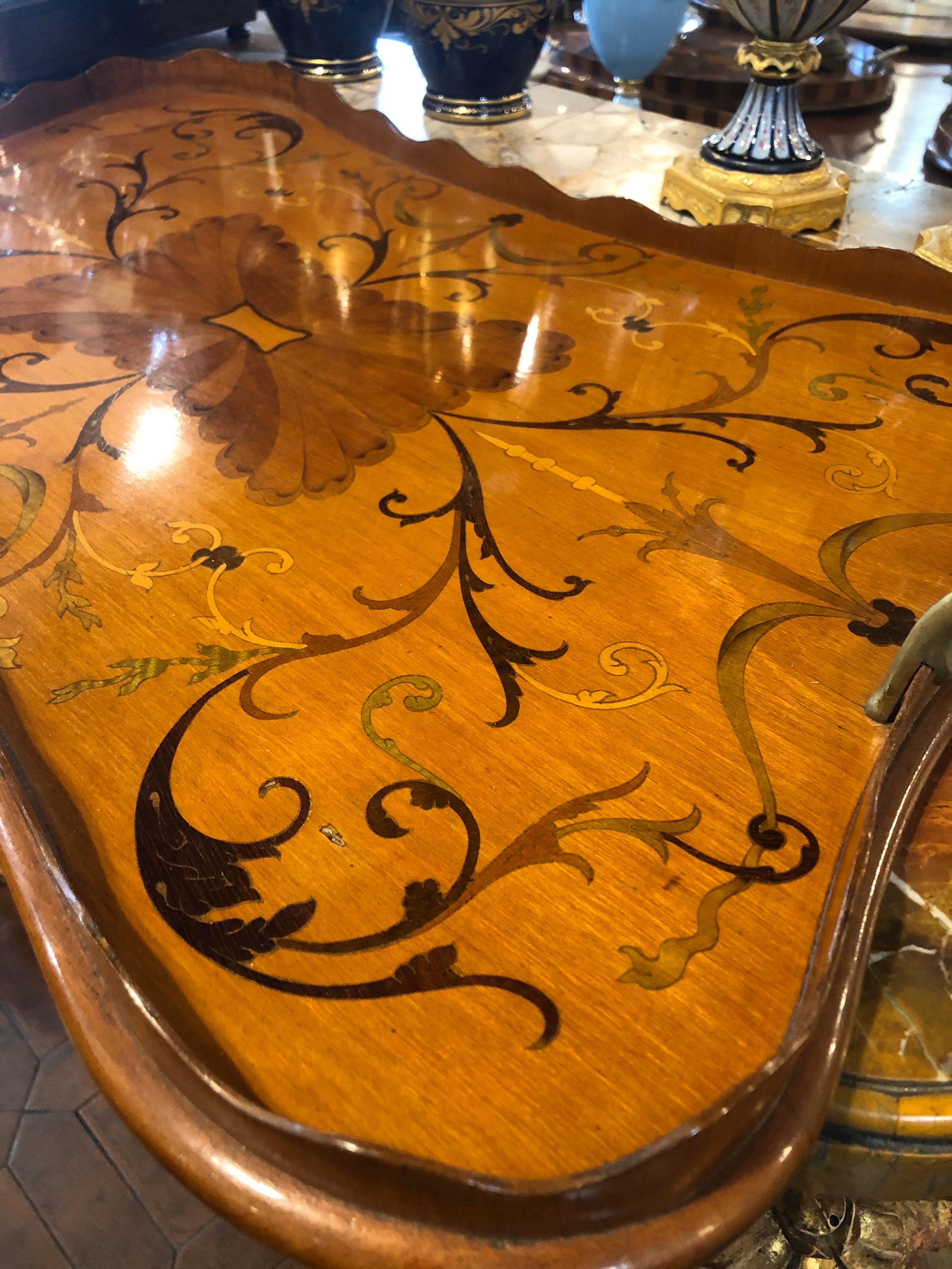 19th Century George III Wood Mahogany Inlay Tea Tray Tables Dishes, 1820s In Good Condition For Sale In Roma, RM