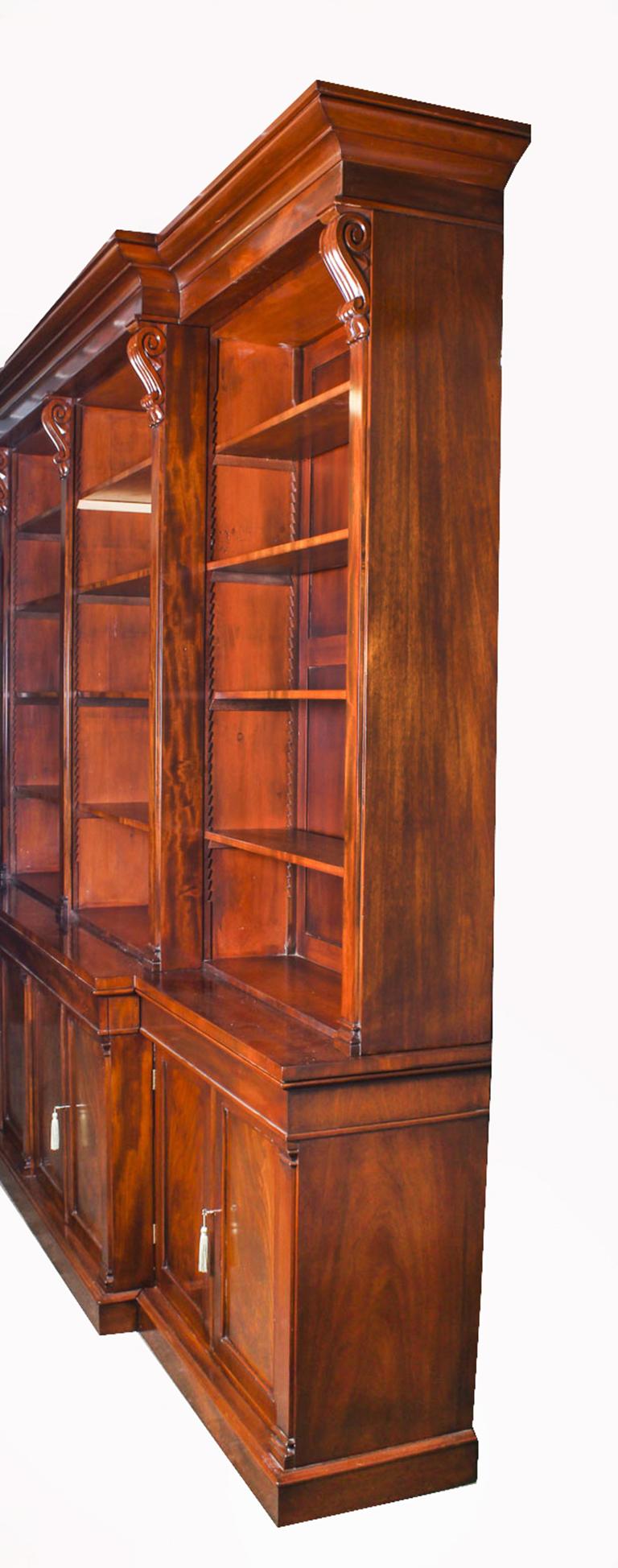 19th Century George IV Regency Flame Mahogany Breakfront Bookcase 13