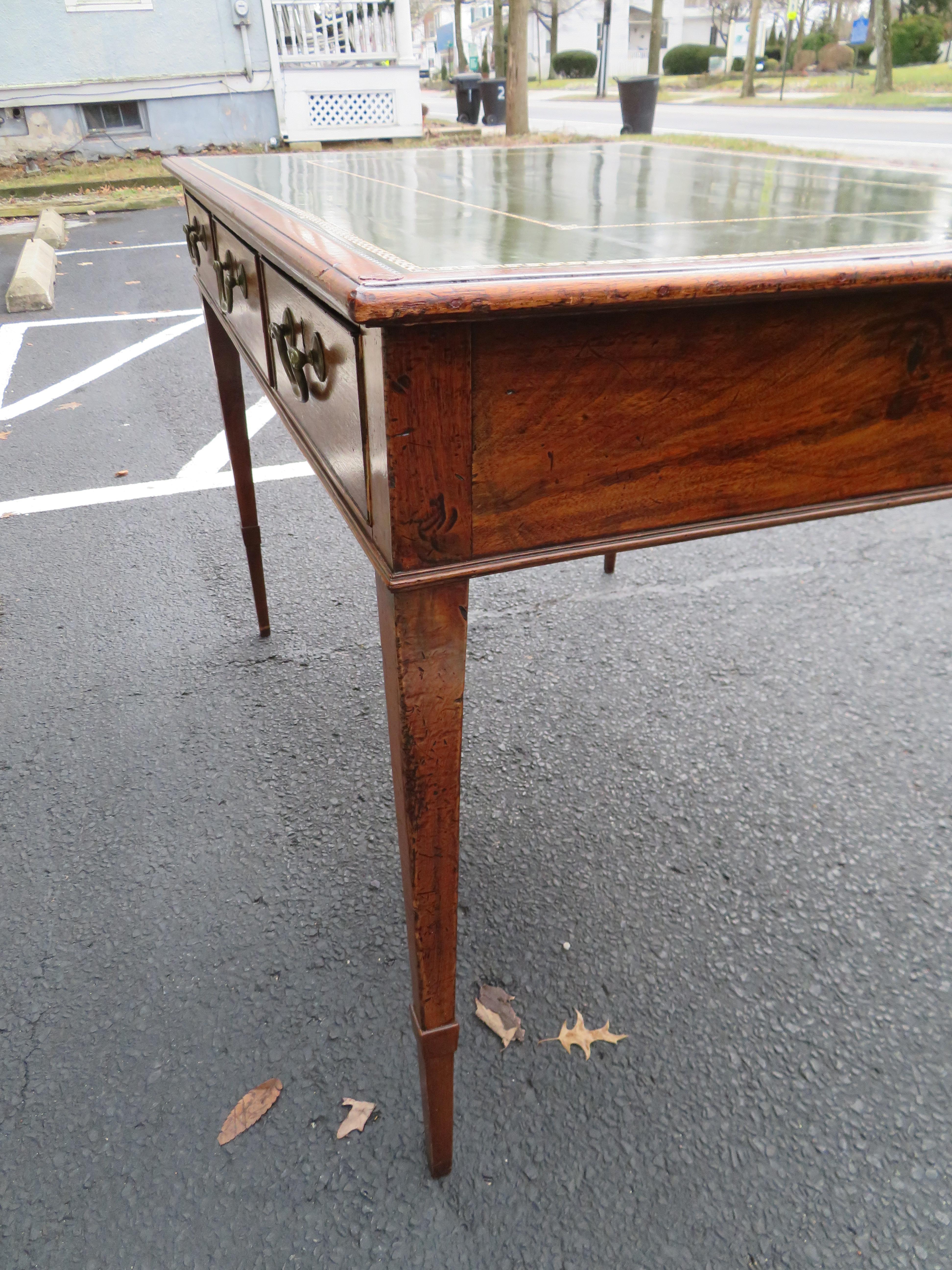 19th Century George III Double-Sided Partner Leather-Top Library Table or Desk 10