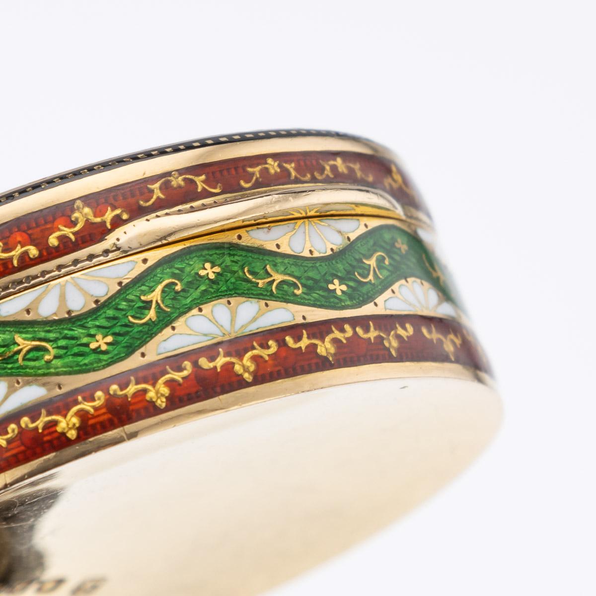 19th Century Georgian 18K Gold & Guilloche Enamel Pill Box, London, c.1823 9