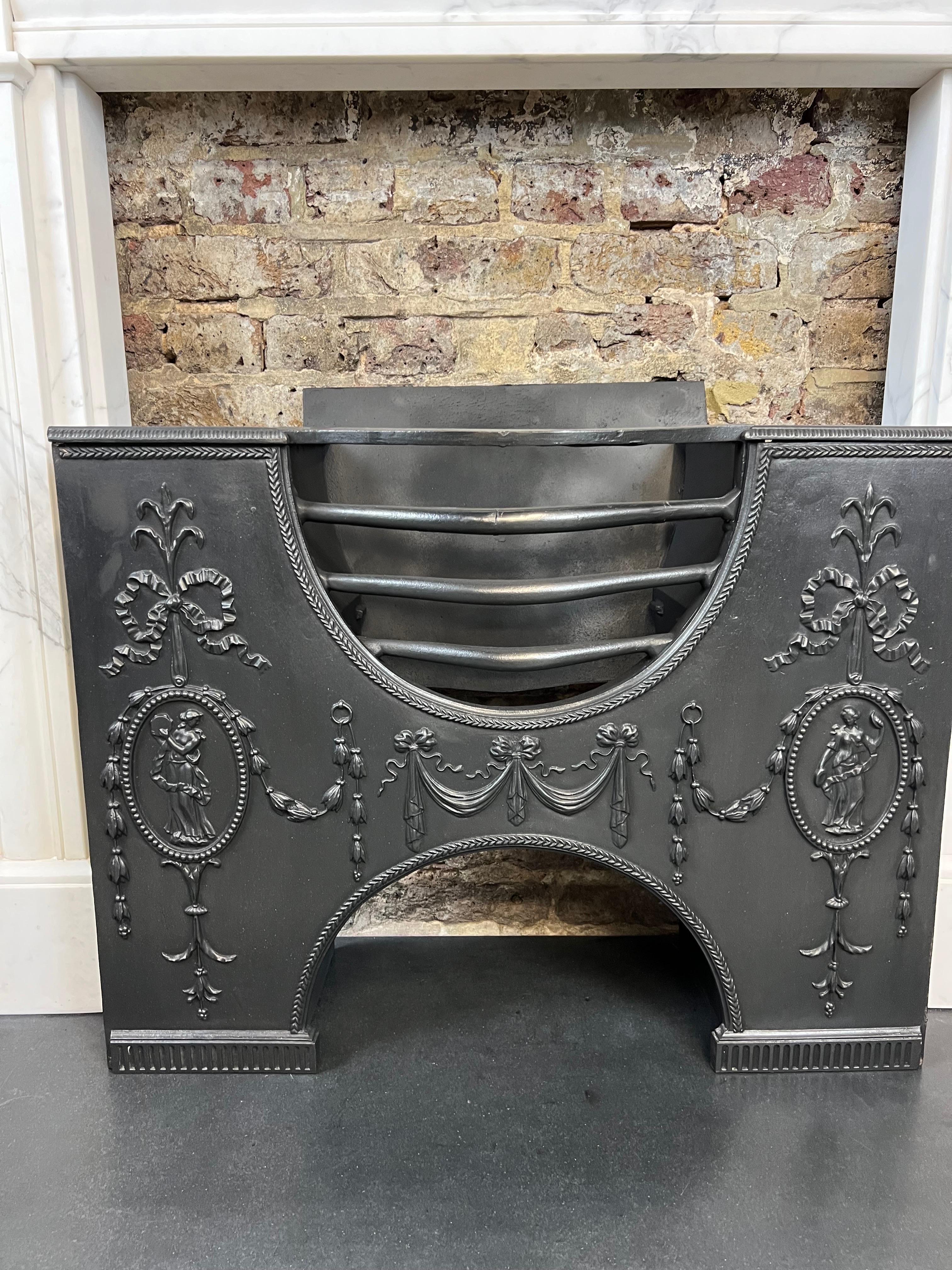 English 19th Century Georgian Cast Iron Hob Grate Fireplace Insert For Sale