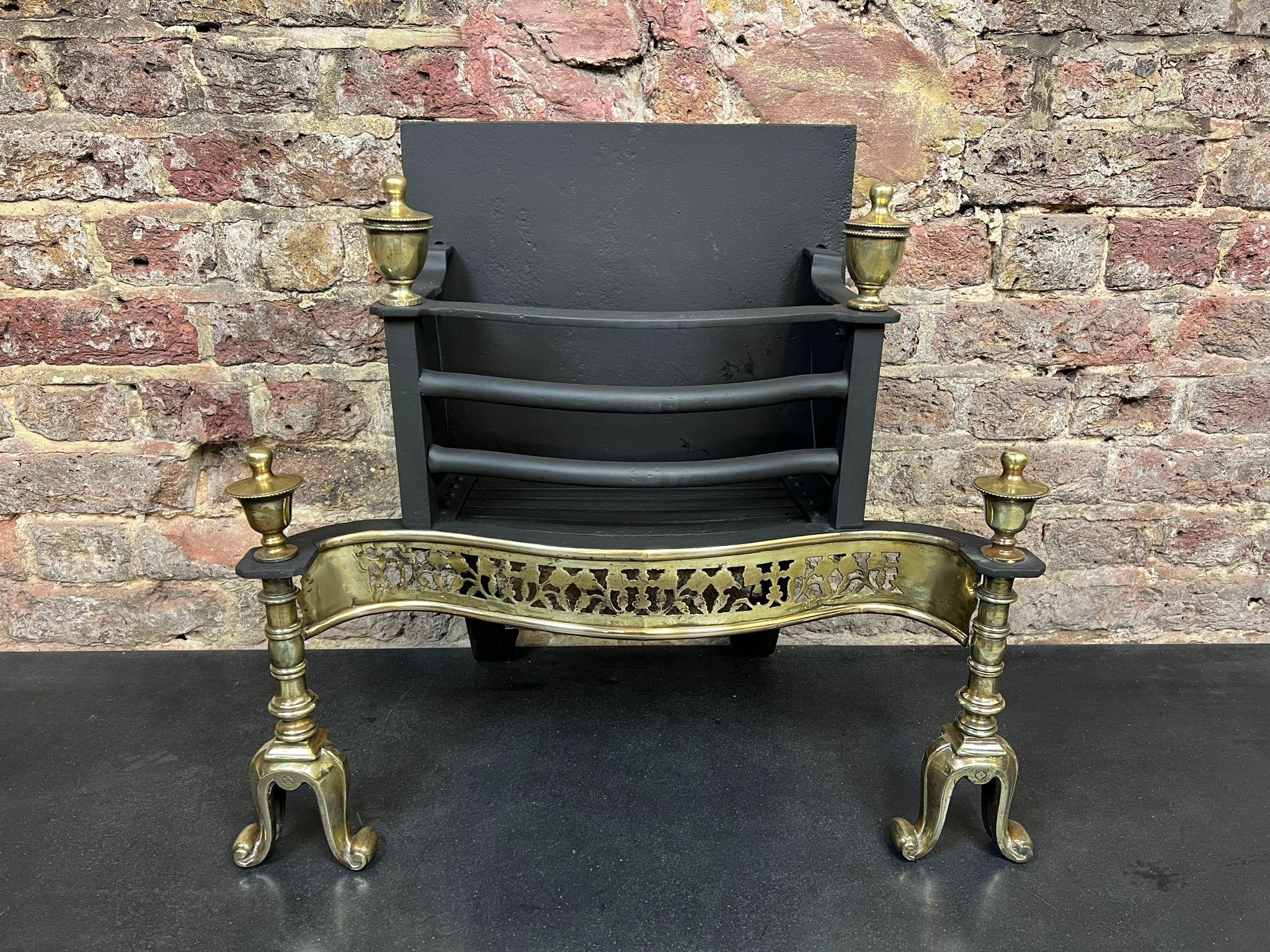 Britannique Panier de cheminée géorgien du XIXe siècle en vente