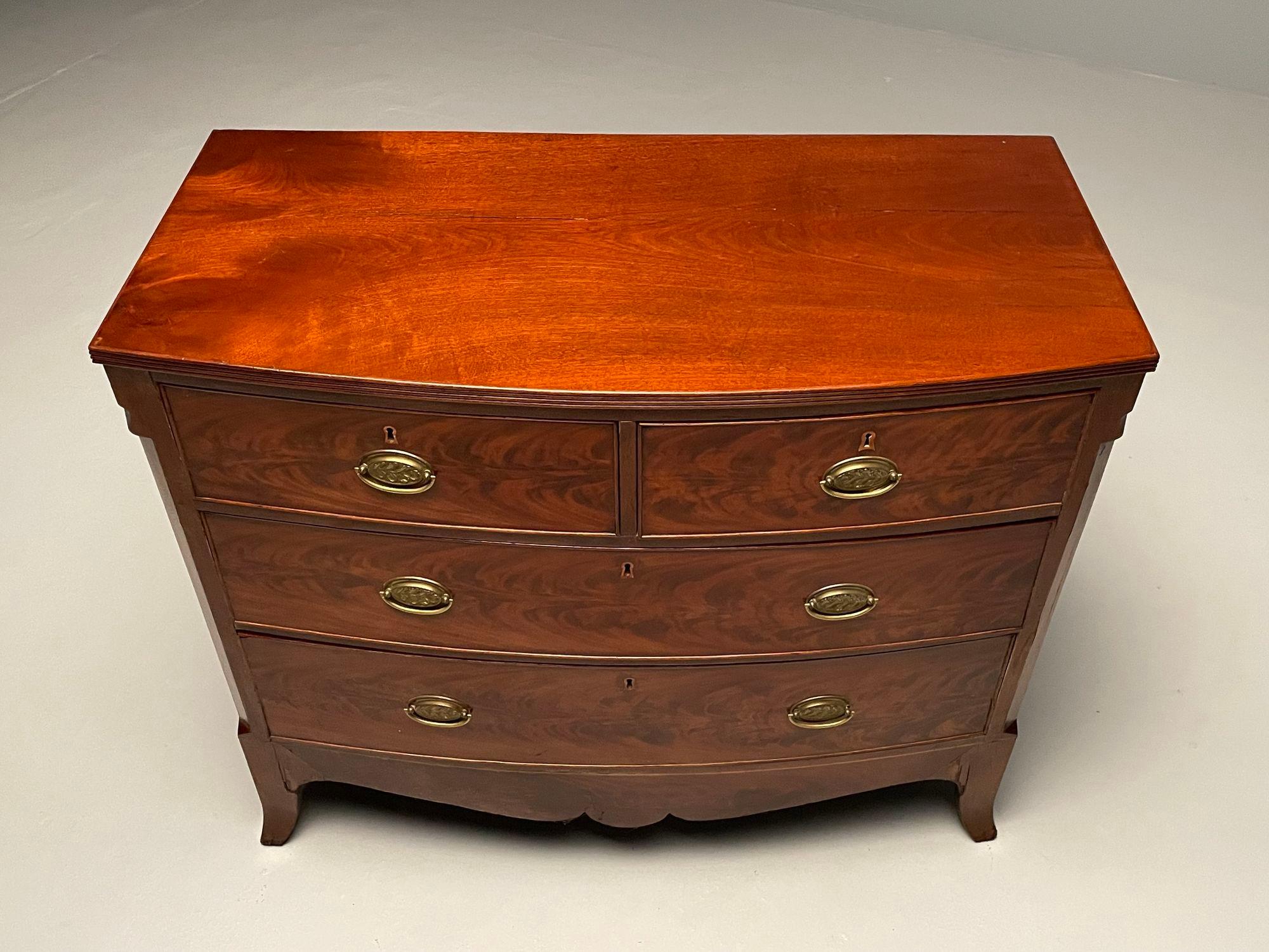 19th Century Georgian Flame Mahogany Bow Front Commode / Chest of Drawers In Fair Condition In Stamford, CT