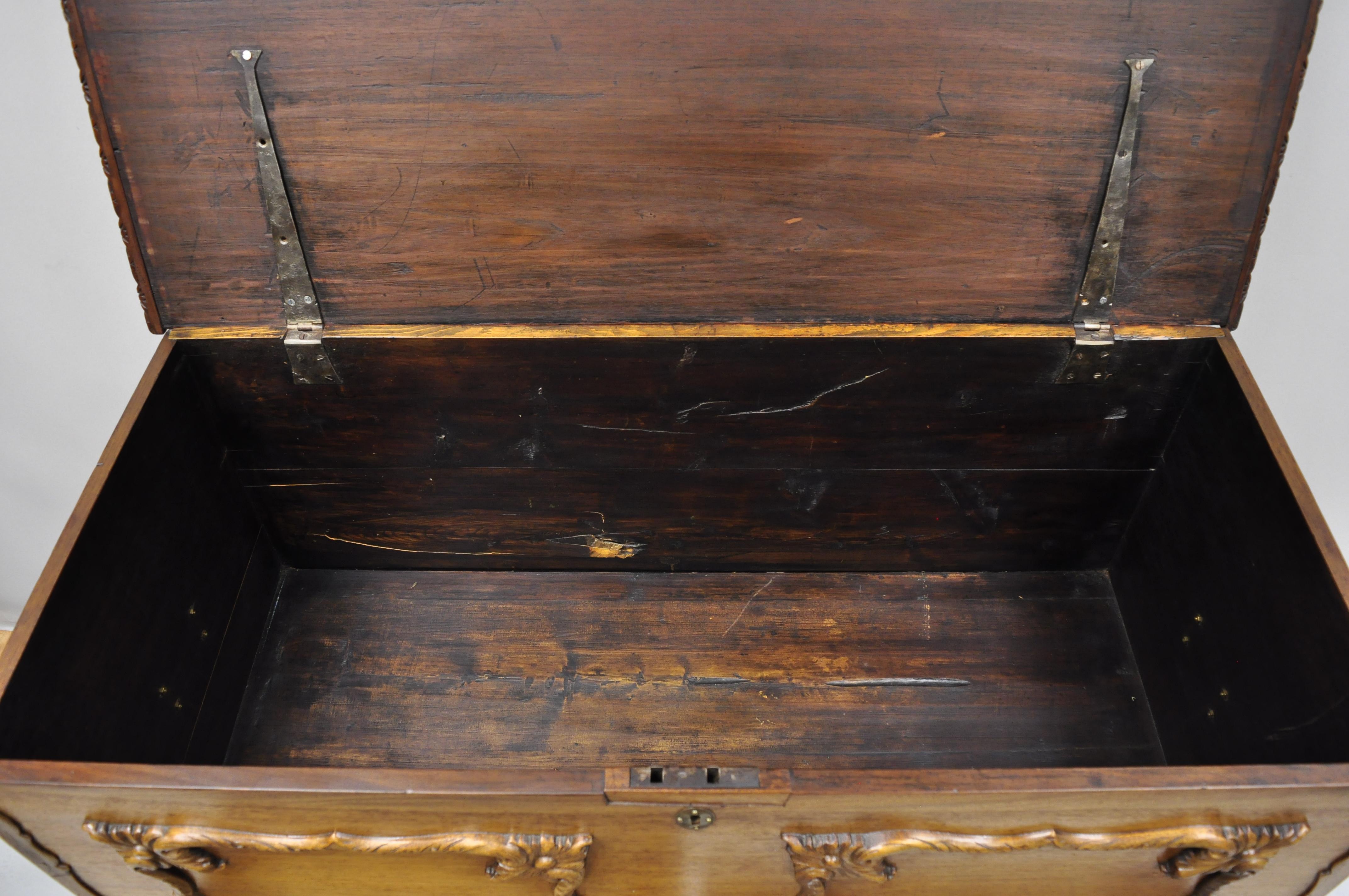 19th Century Georgian George II Style Mahogany Paw Foot Coffer Blanket Chest For Sale 6