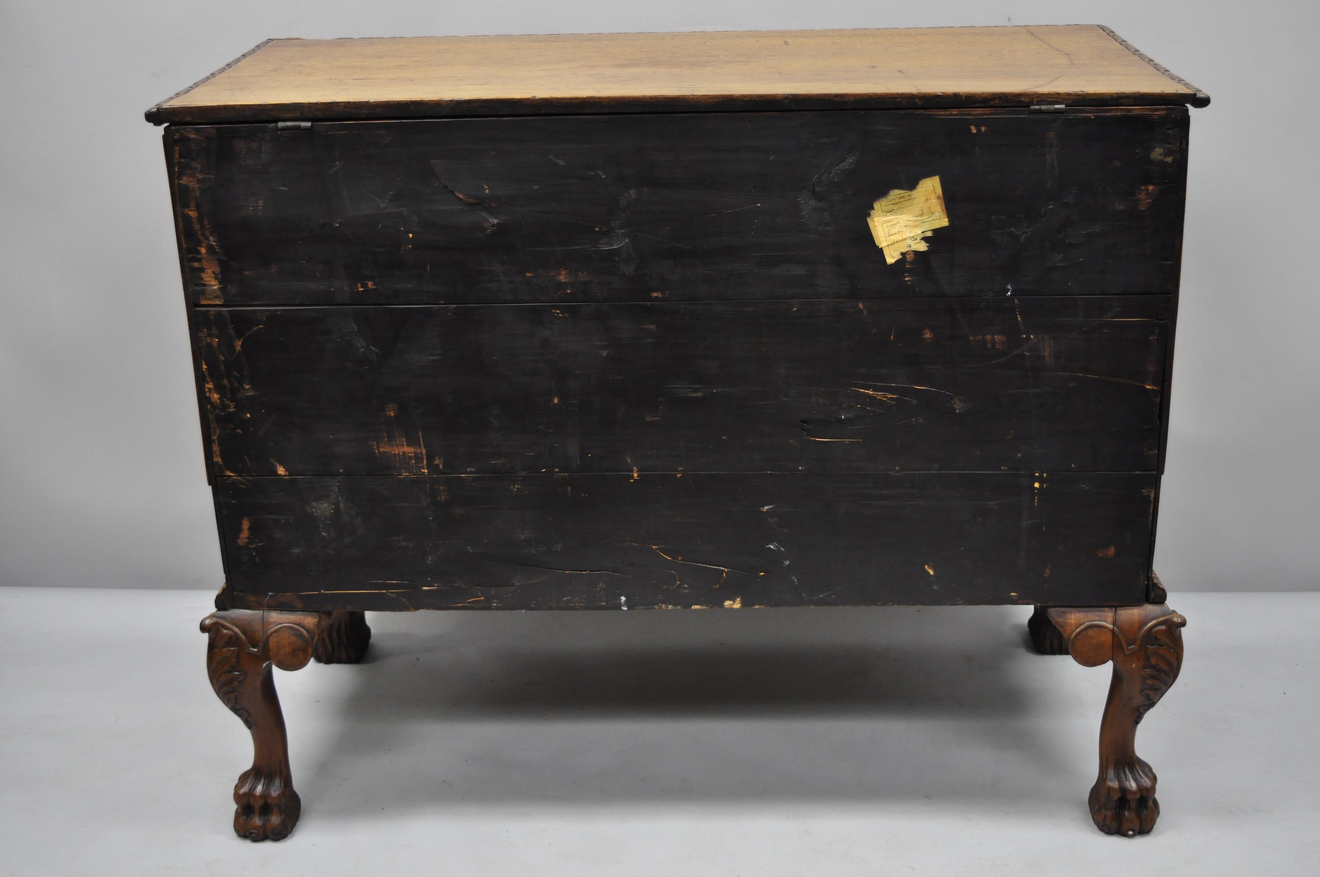 19th Century Georgian George II Style Mahogany Paw Foot Coffer Blanket Chest For Sale 8