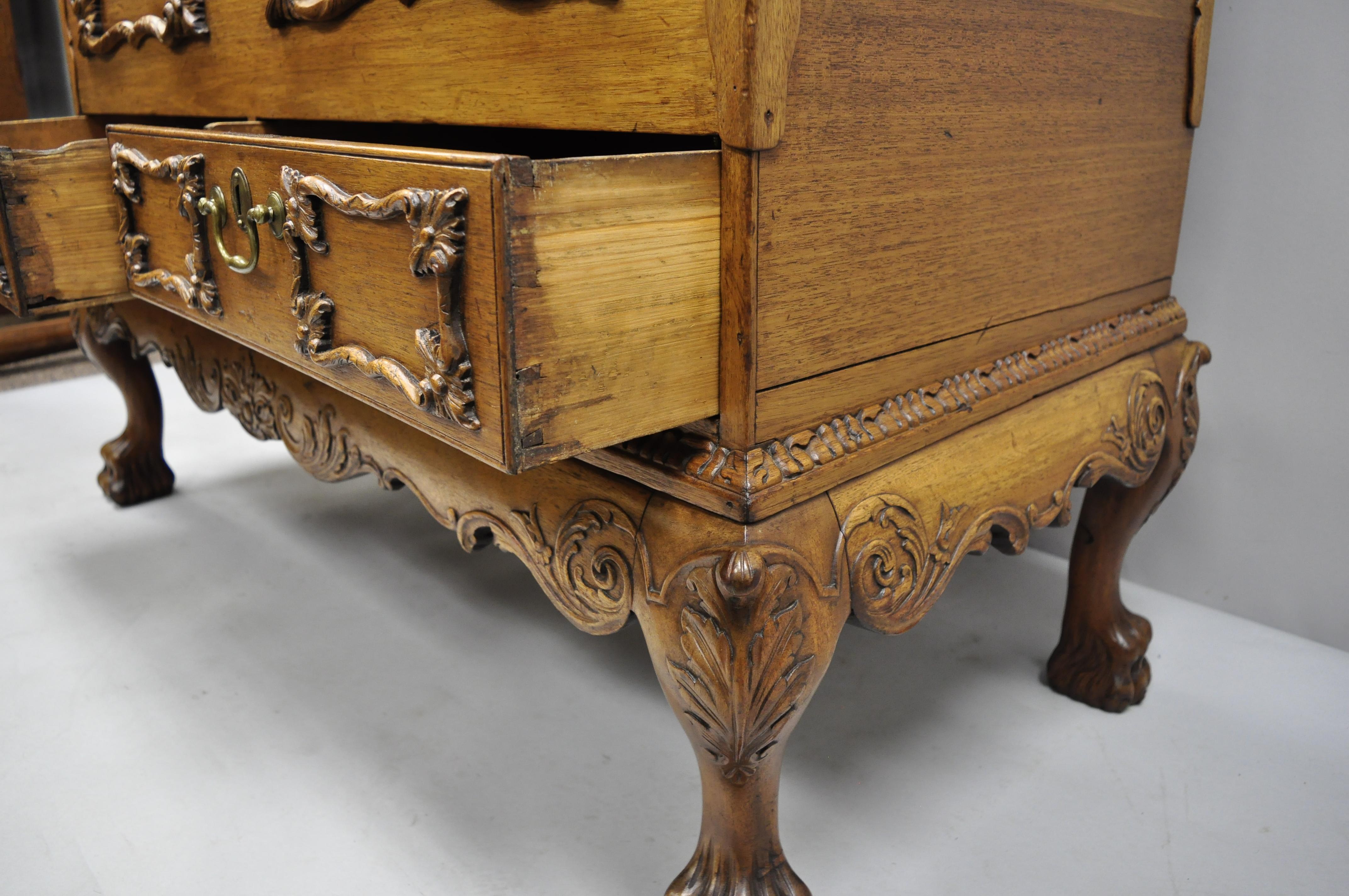 19th Century Georgian George II Style Mahogany Paw Foot Coffer Blanket Chest For Sale 3
