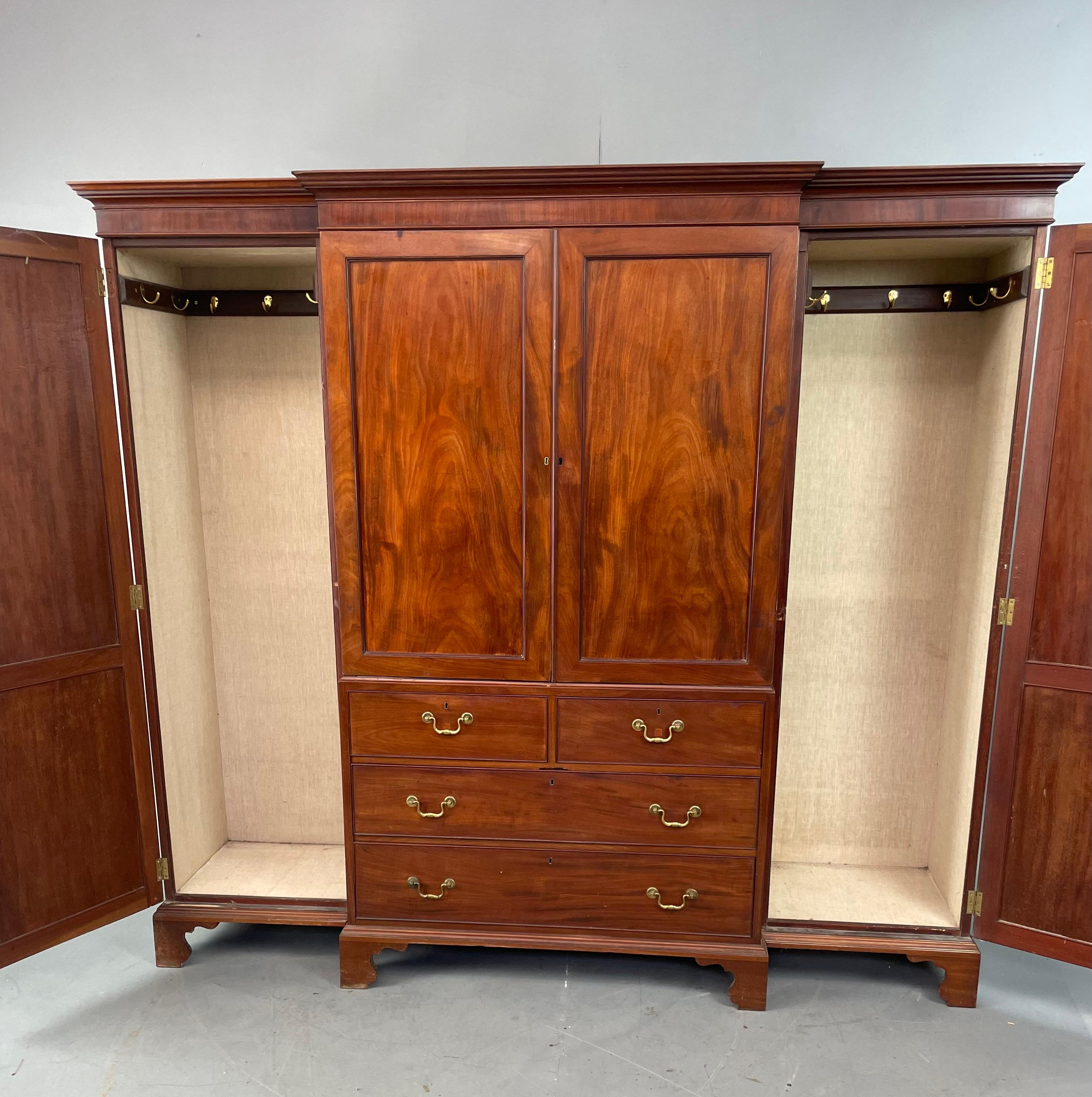 English 19th Century Georgian mahogany breakfront wardrobe Armoire