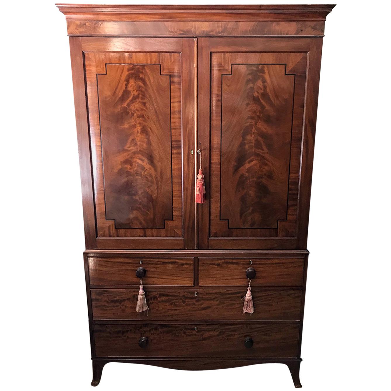 19th Century Georgian Mahogany Linen Press For Sale