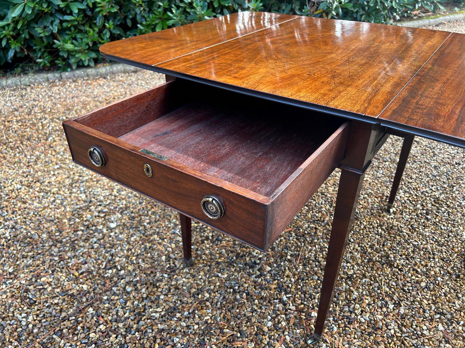 19th Century Georgian Mahogany Pembroke Table 1