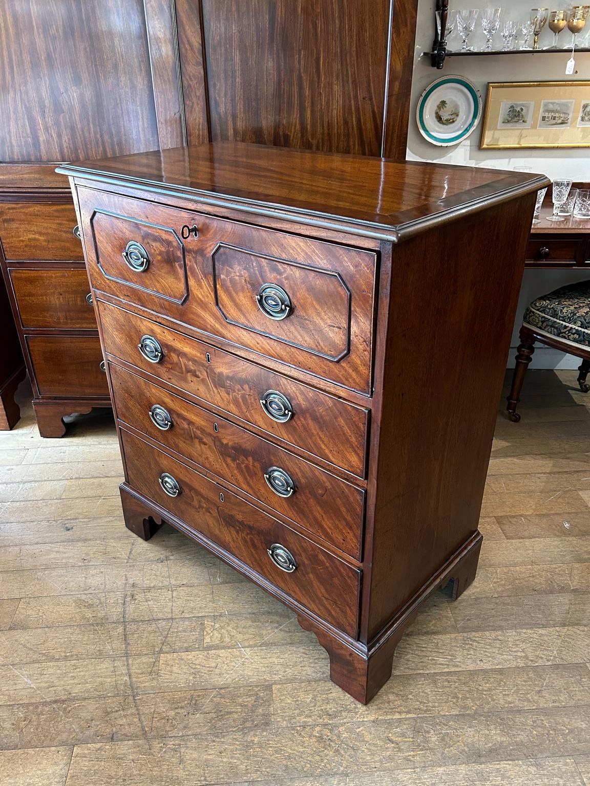 Hand-Crafted 19th Century Georgian Mahogany Secretaire For Sale