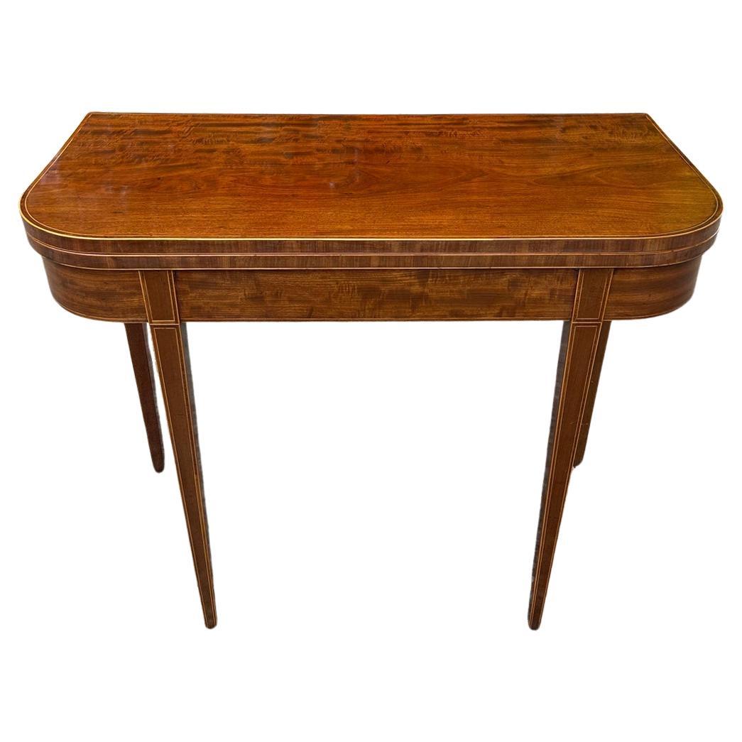 Table à thé en acajou de style géorgien du XIXe siècle en vente