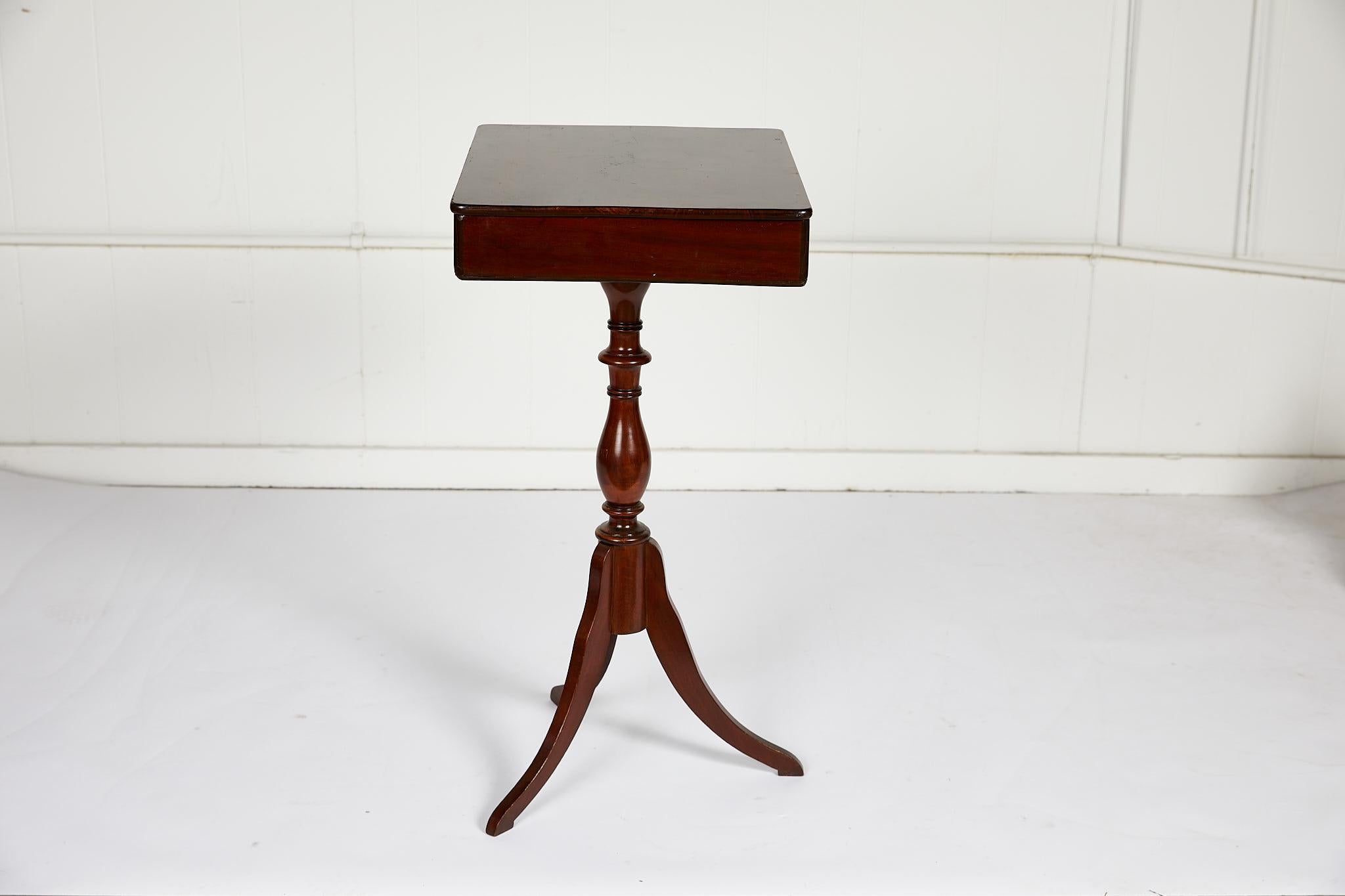 English 19th Century Georgian Mahogany Tripod-Base Sewing Table