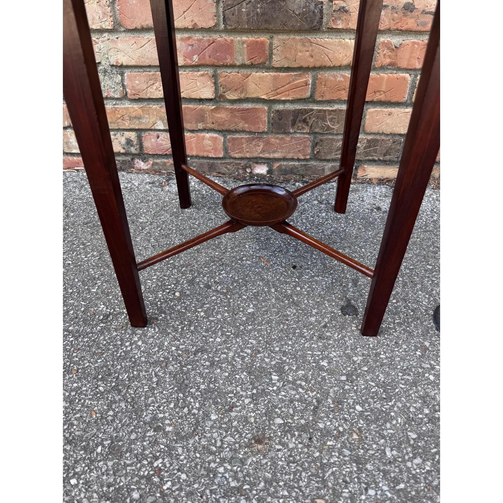 Wood 19th Century Georgian Mahogany Washstand/Side Table For Sale