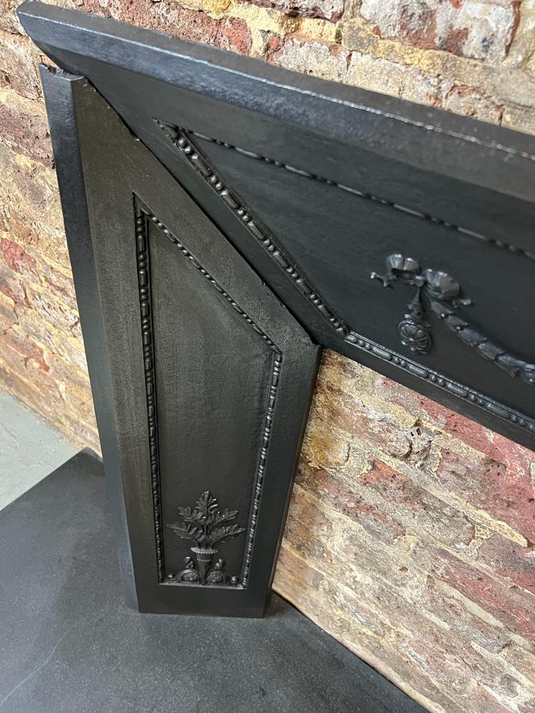 19th Century Georgian Pair Of Cast Iron Fireplace Insert Panels For Sale 10