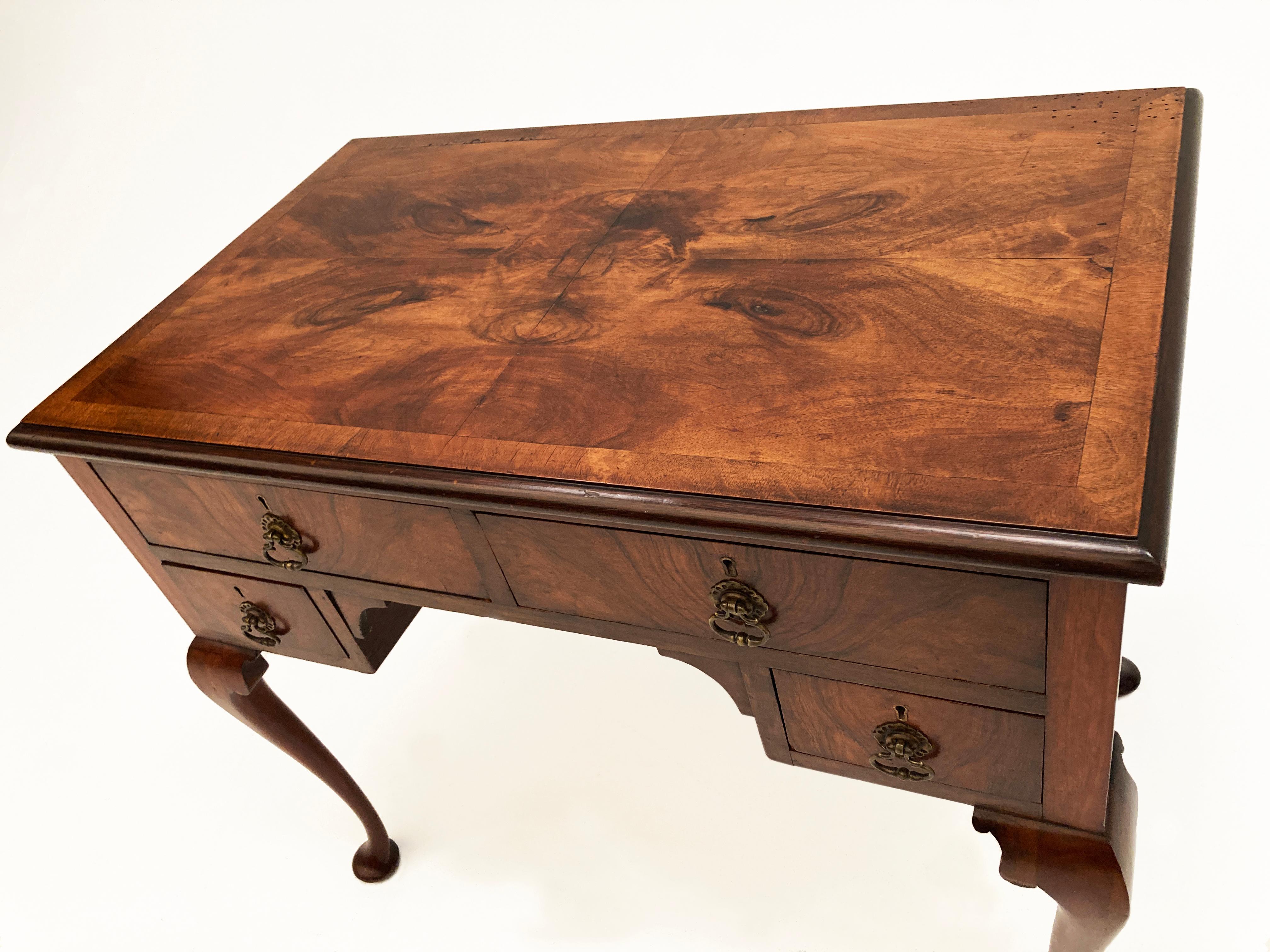 19th Century Georgian Period English Flame Mahogany Lowboy/Side Table For Sale 4