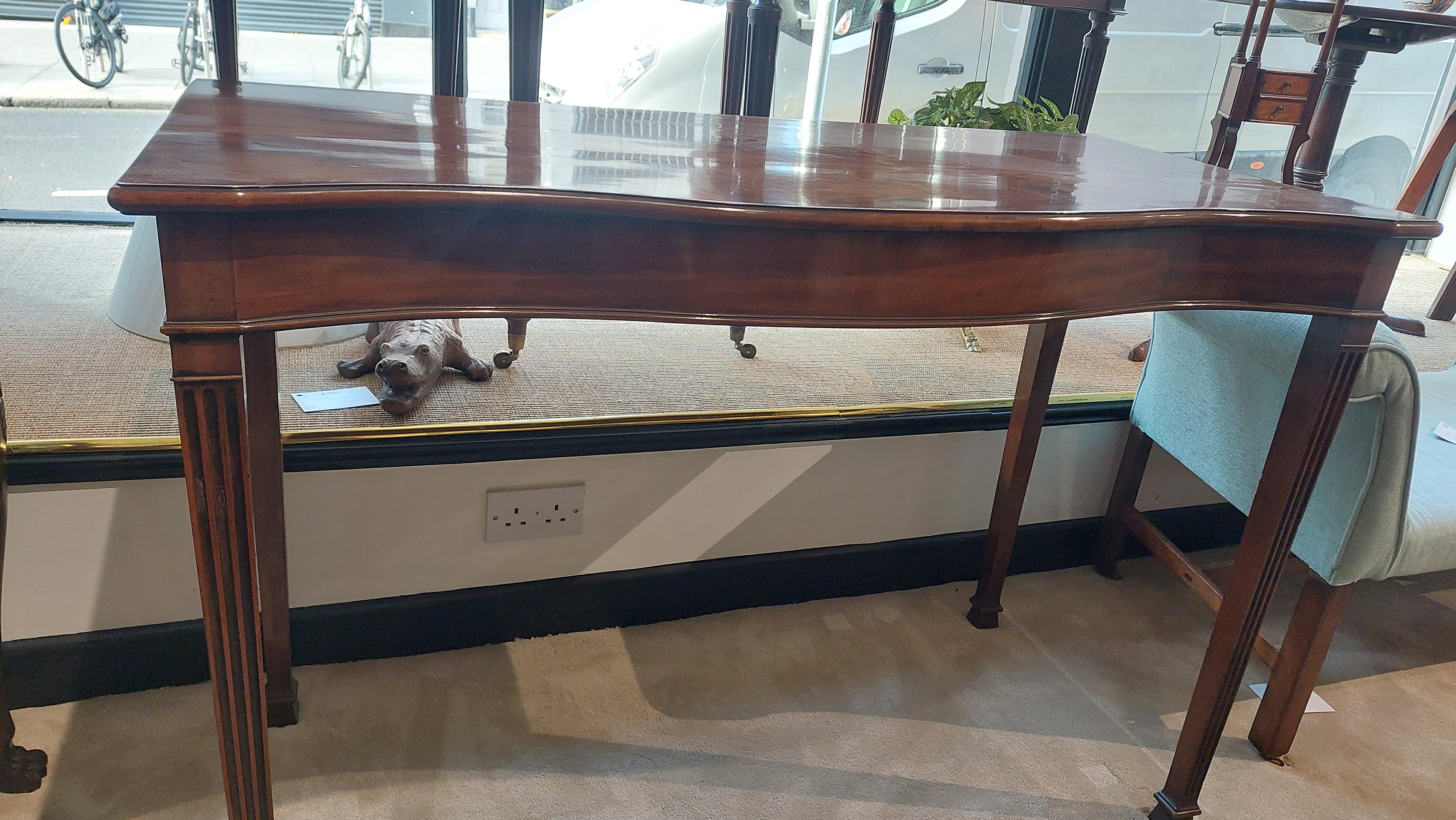 Mahogany 19th Century Georgian Serving Table In The Adams Taste For Sale