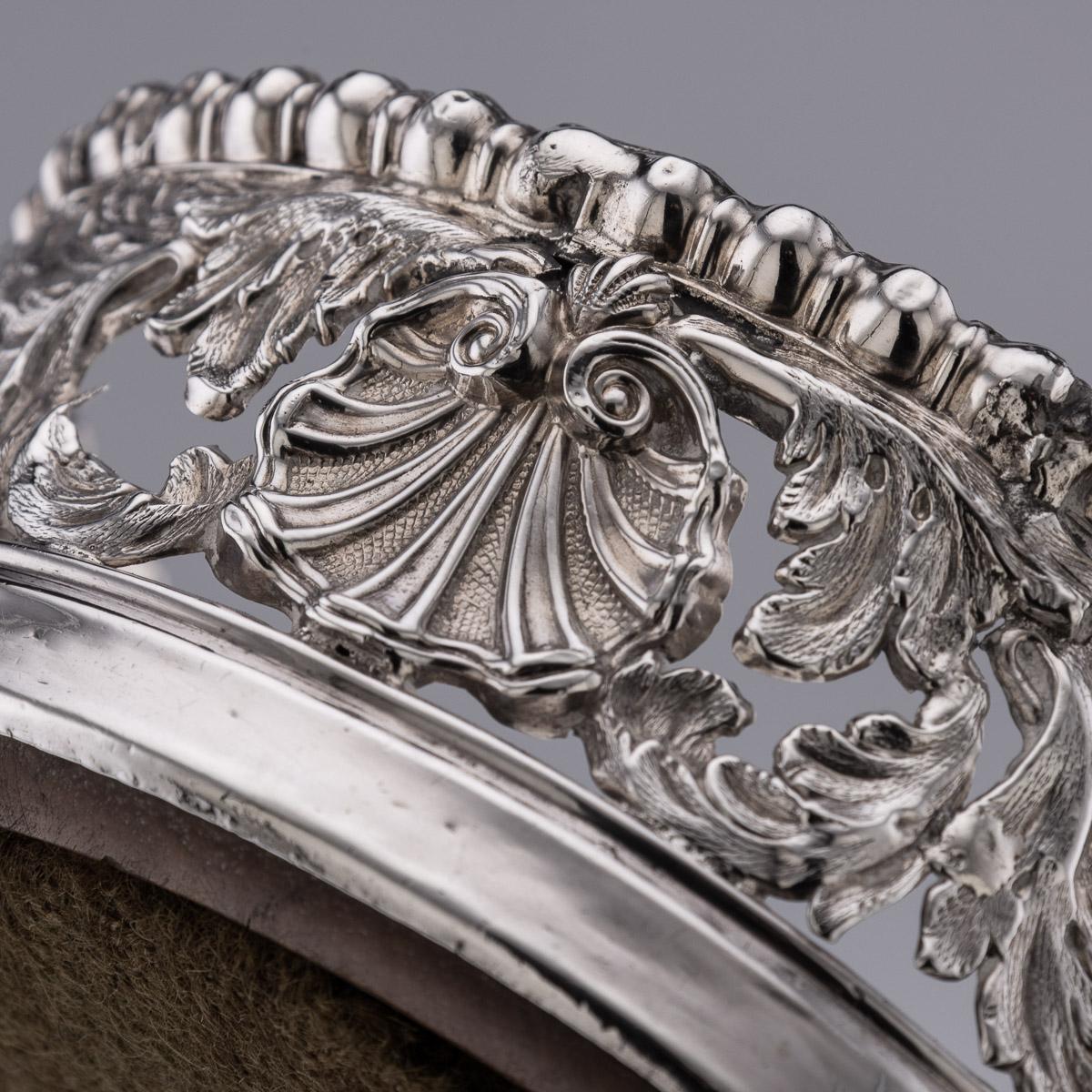 Paire de sous-verres à vin en argent massif géorgien du 19ème siècle, Sheffield, vers1810 en vente 6