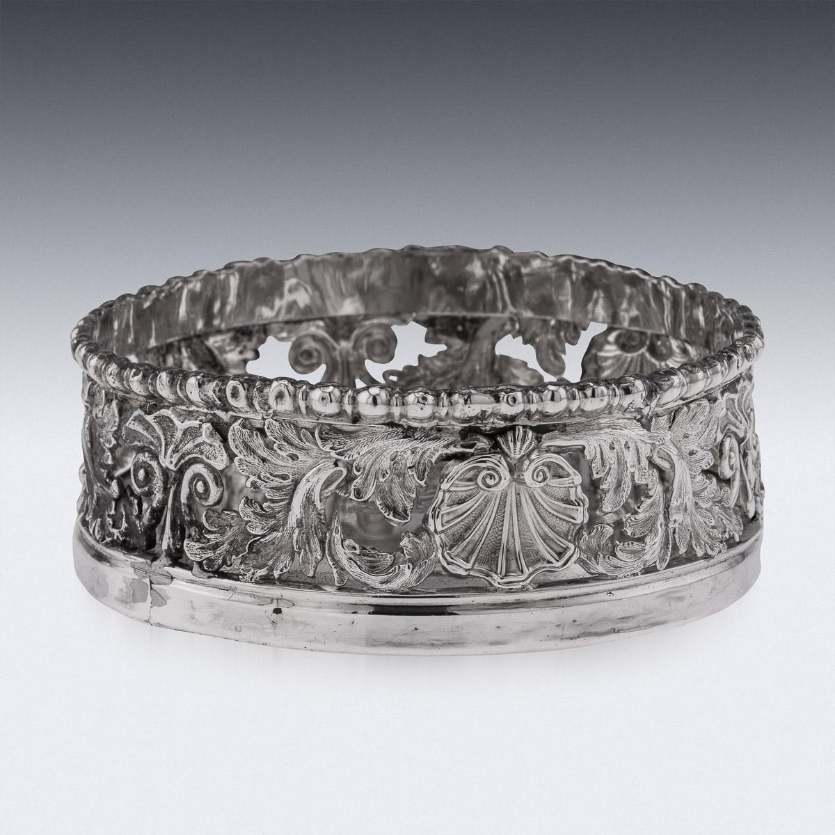 Paire de sous-verres à vin en argent massif géorgien du 19ème siècle, Sheffield, vers1810 en vente 1