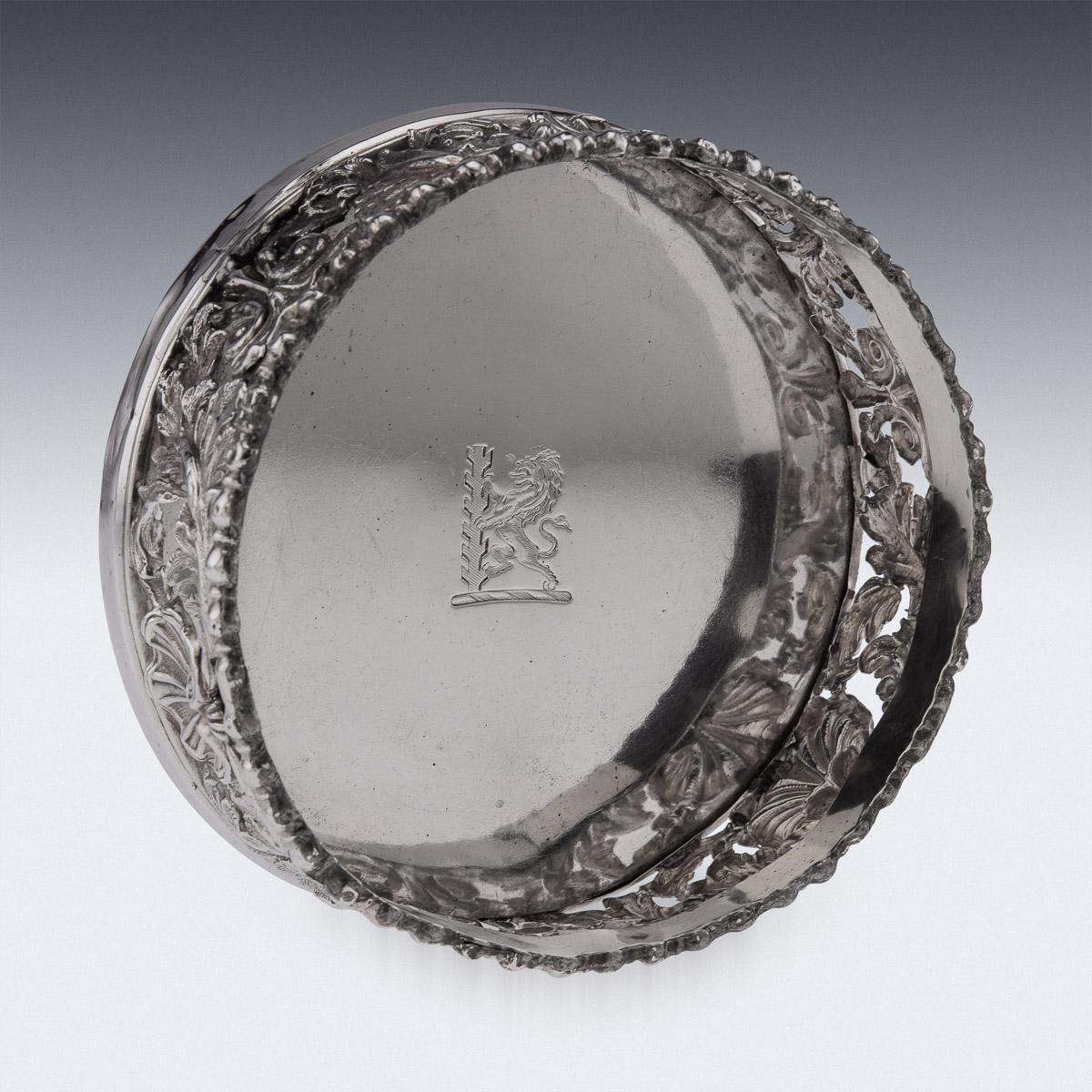 Paire de sous-verres à vin en argent massif géorgien du 19ème siècle, Sheffield, vers1810 en vente 2