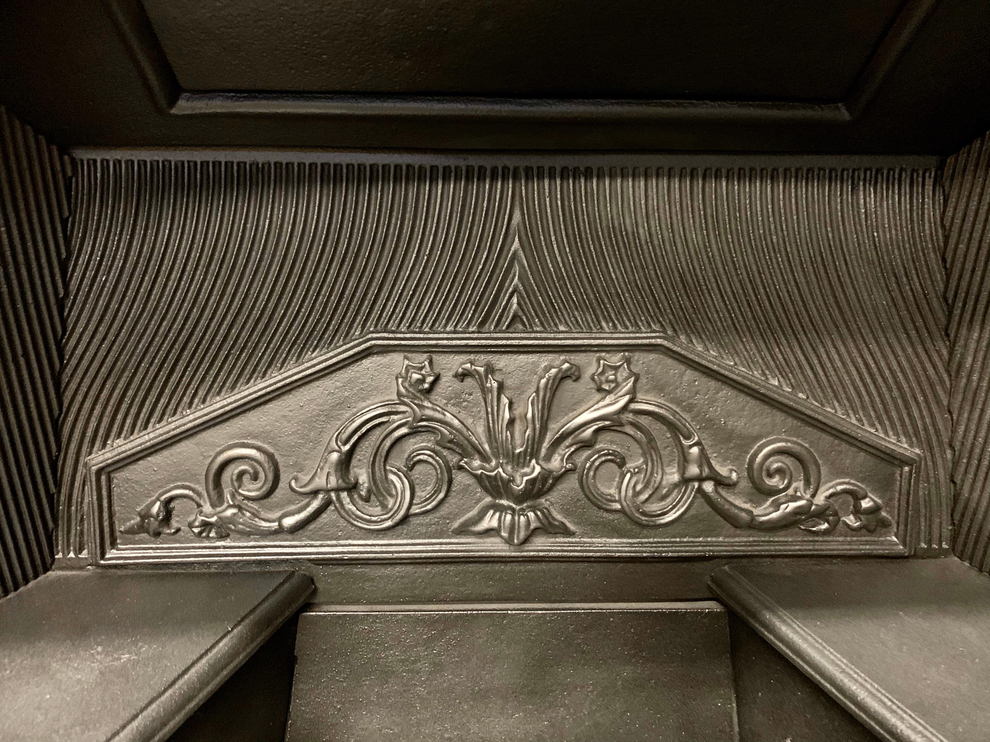 Mid-20th Century 19th Century Georgian Style Hob Grate Fireplace Insert