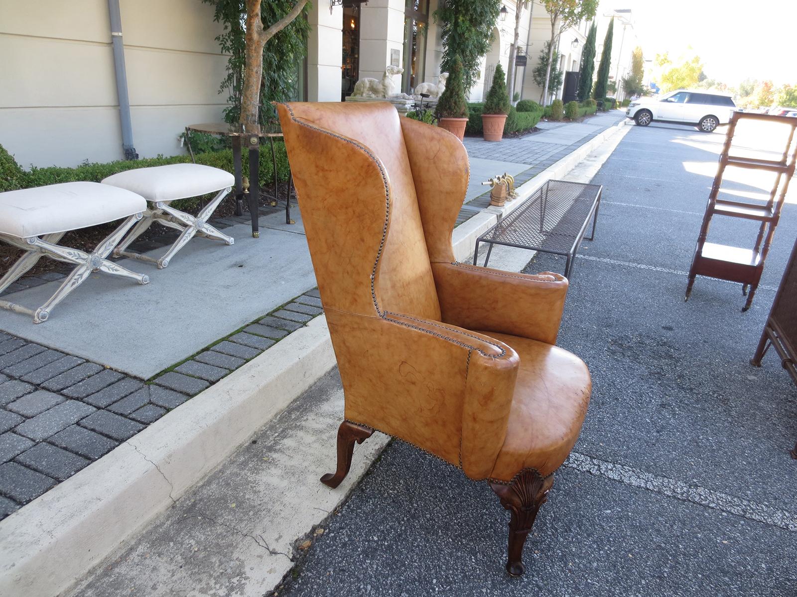 19th Century English Georgian Style Leather Wing Chair, Walnut Cabriole Legs In Good Condition For Sale In Atlanta, GA