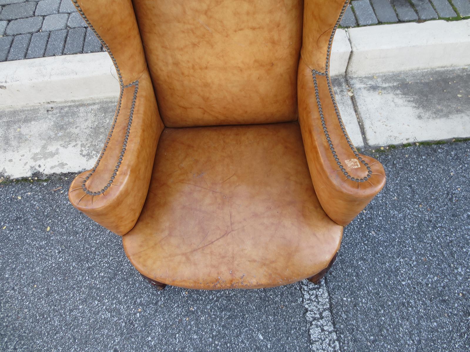 19th Century English Georgian Style Leather Wing Chair, Walnut Cabriole Legs For Sale 3