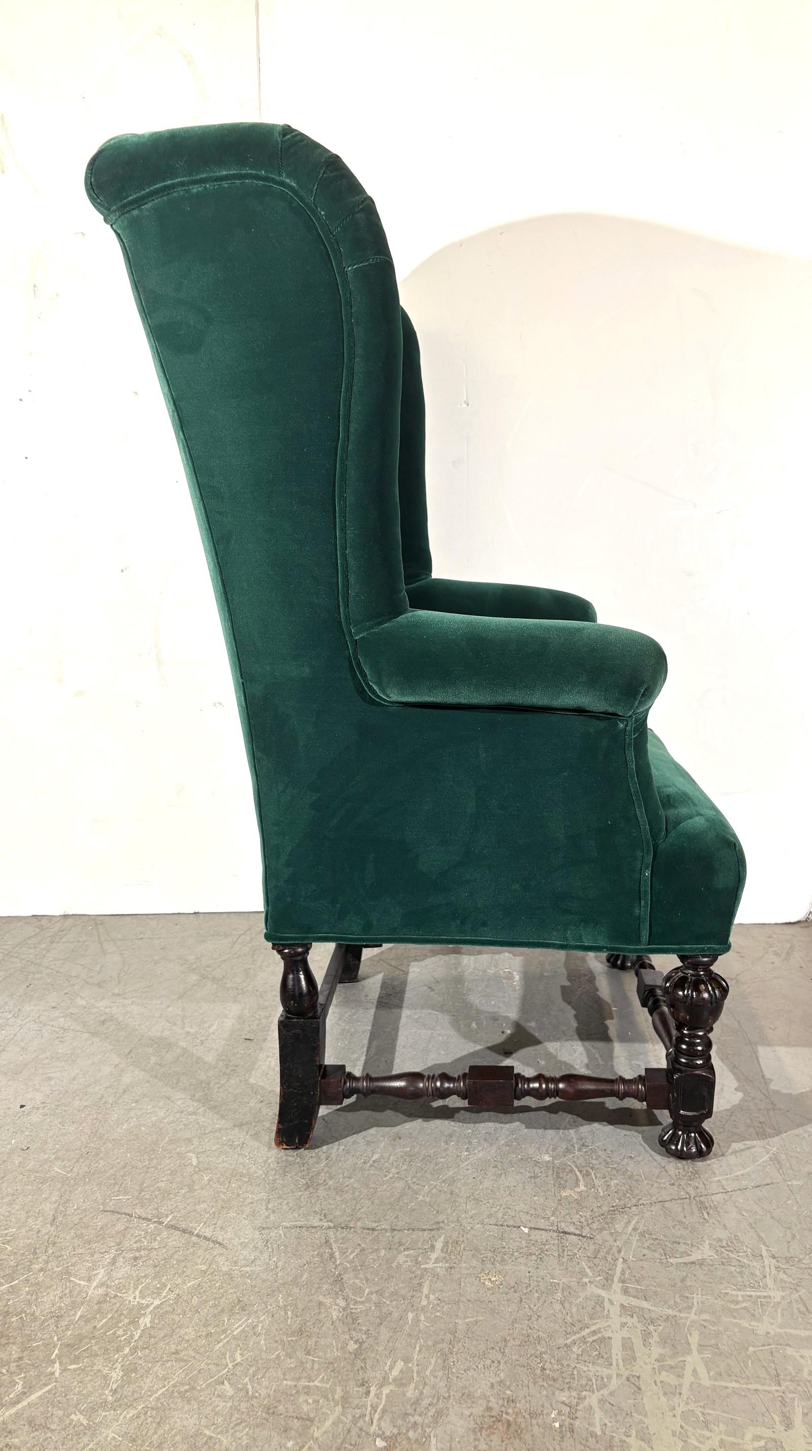 Mohair Sedie Wingback in stile georgiano del XIX secolo in vendita