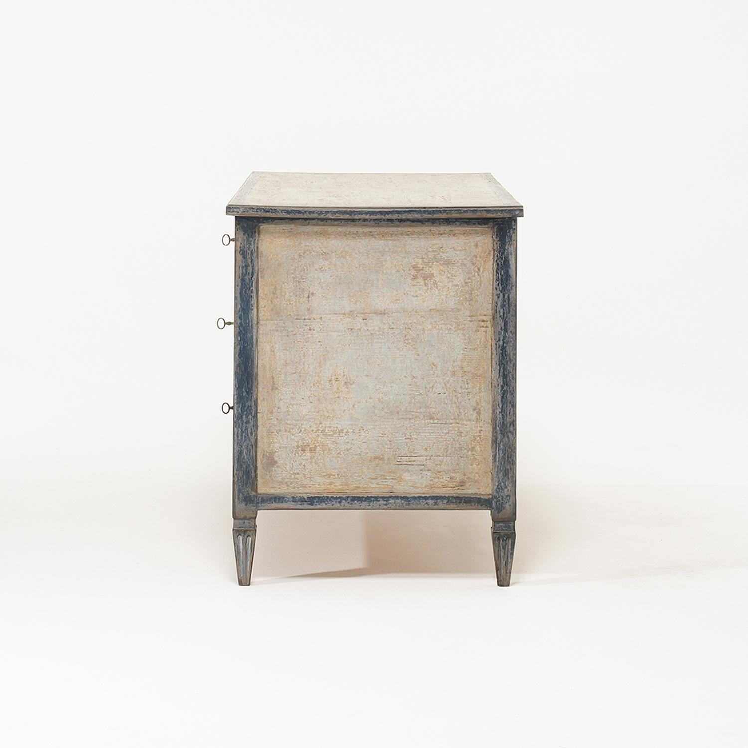 19th Century German Biedermeier Chest of Drawers - Antique Single Pine Cabinet For Sale 4