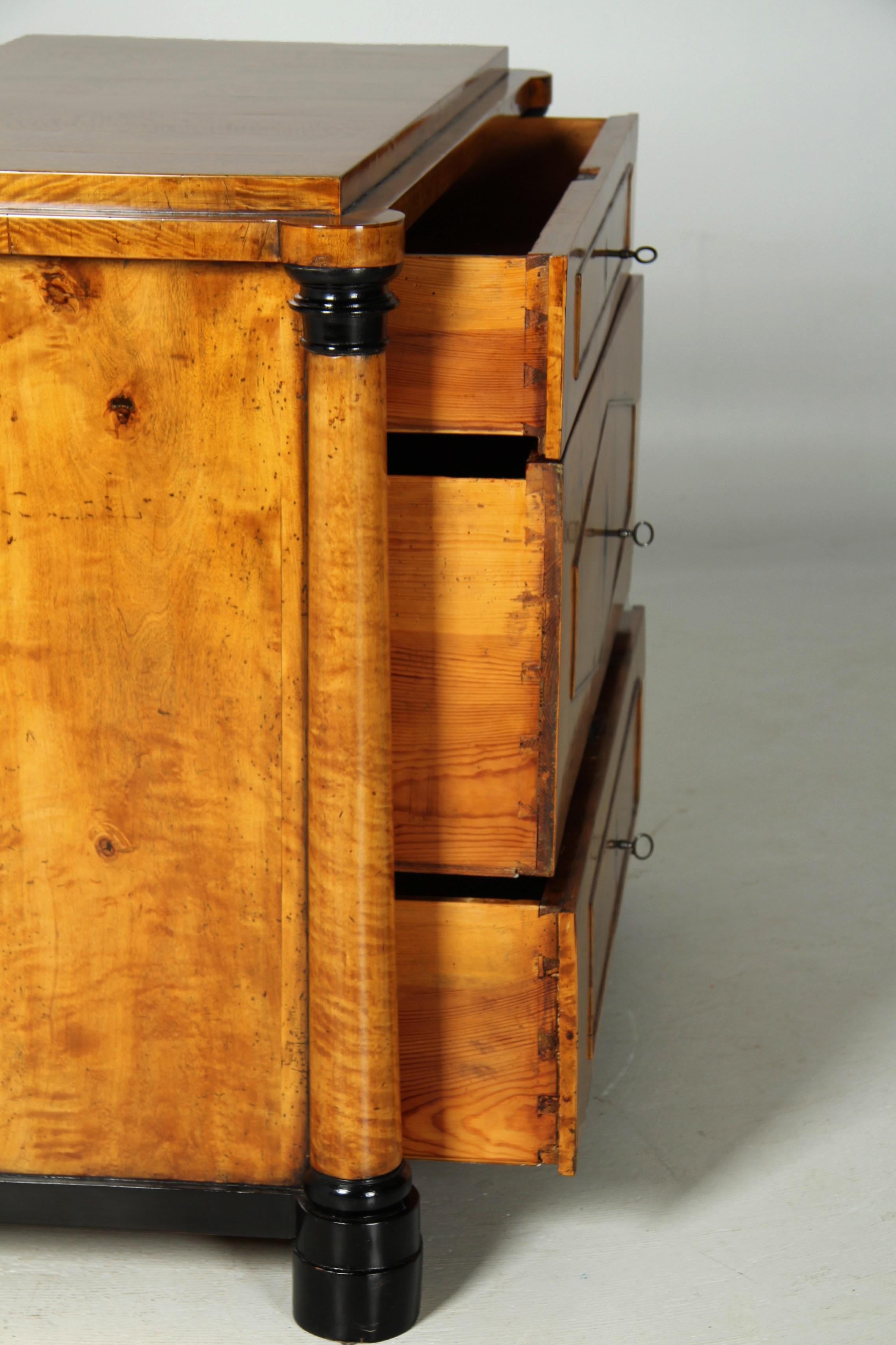 19th Century German Biedermeier Chest Of Drawers, Birch, circa 1820 4