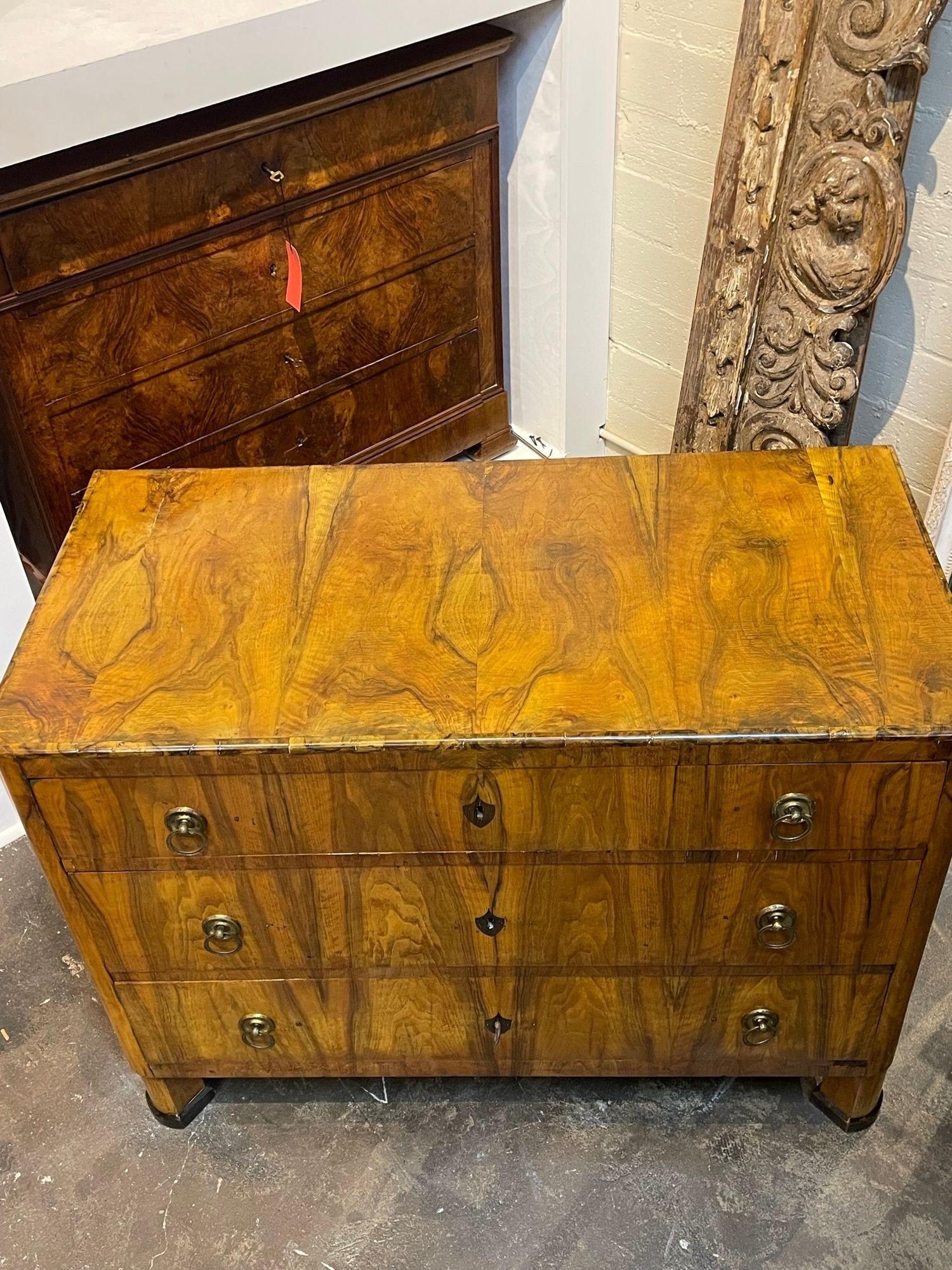 19th Century German Biedermeier Commode In Good Condition For Sale In Dallas, TX