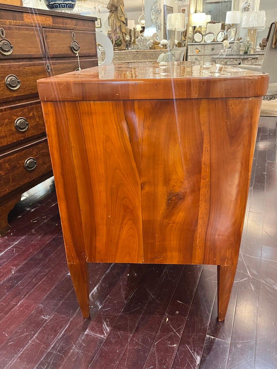 Wood 19th Century German Biedermeier Commode For Sale