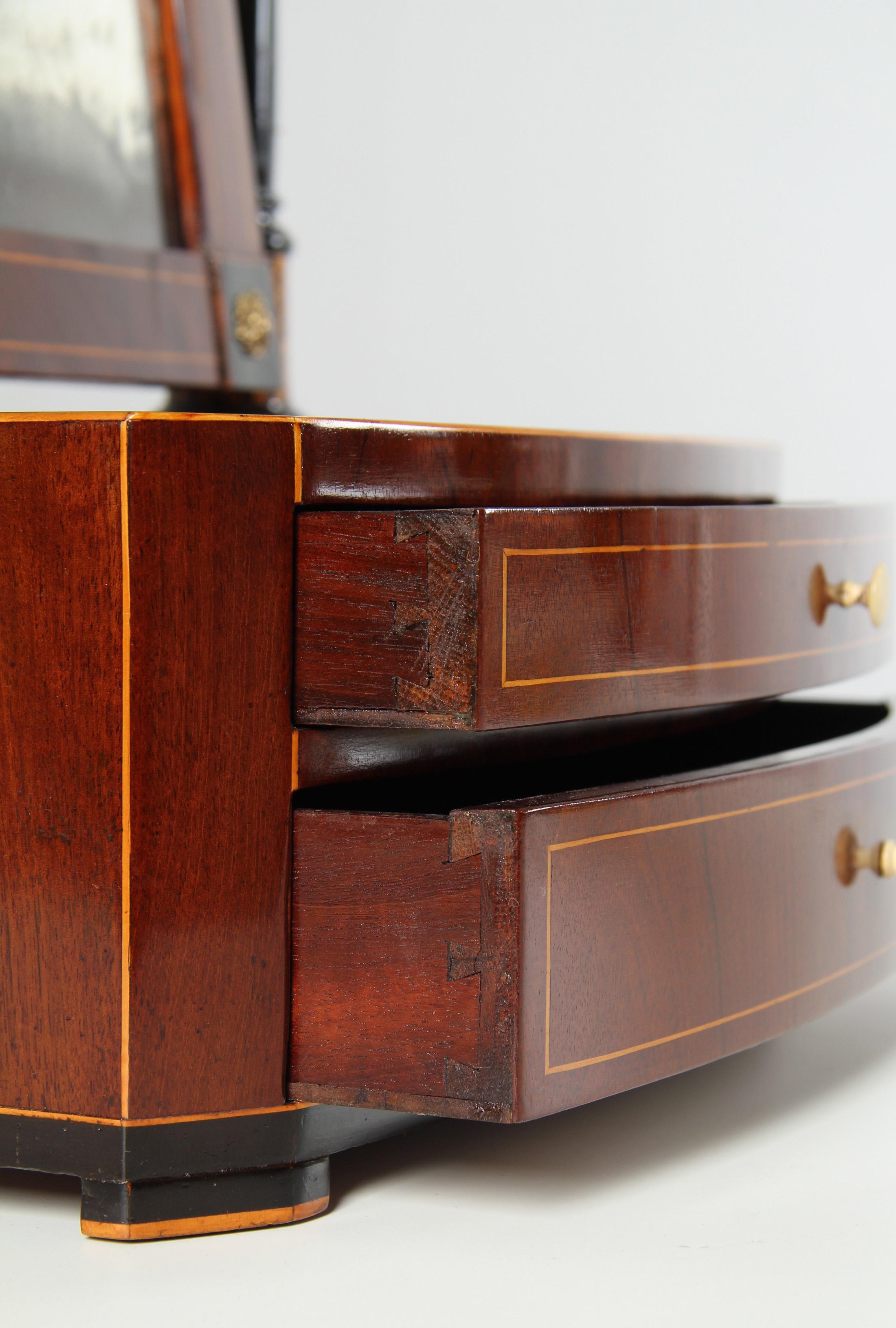Espejo de maquillaje Biedermeier alemán del siglo XIX, llamado Psique, Fechado: 1832 en venta 5