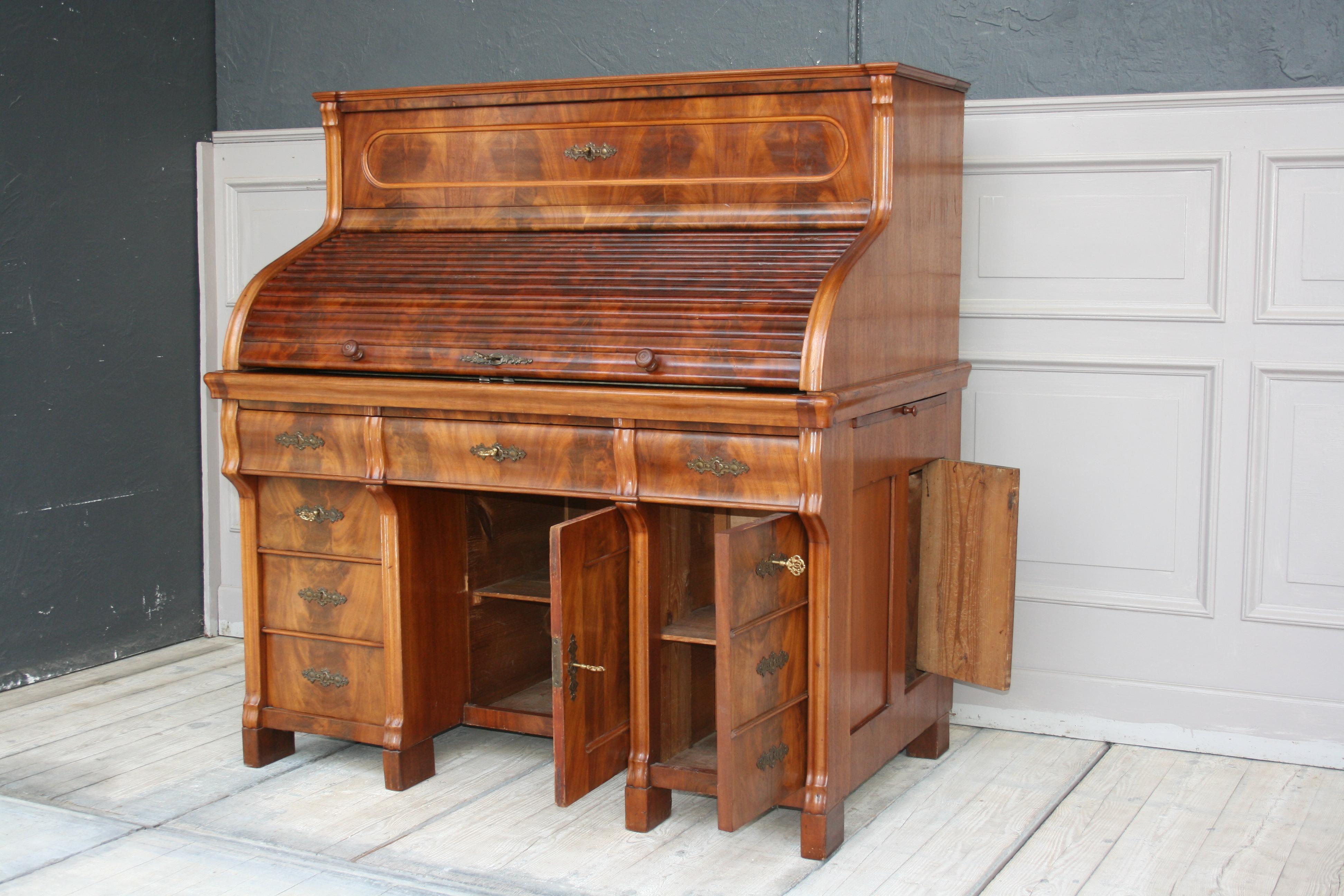 19th Century German Biedermeier Roll Top Desk 2