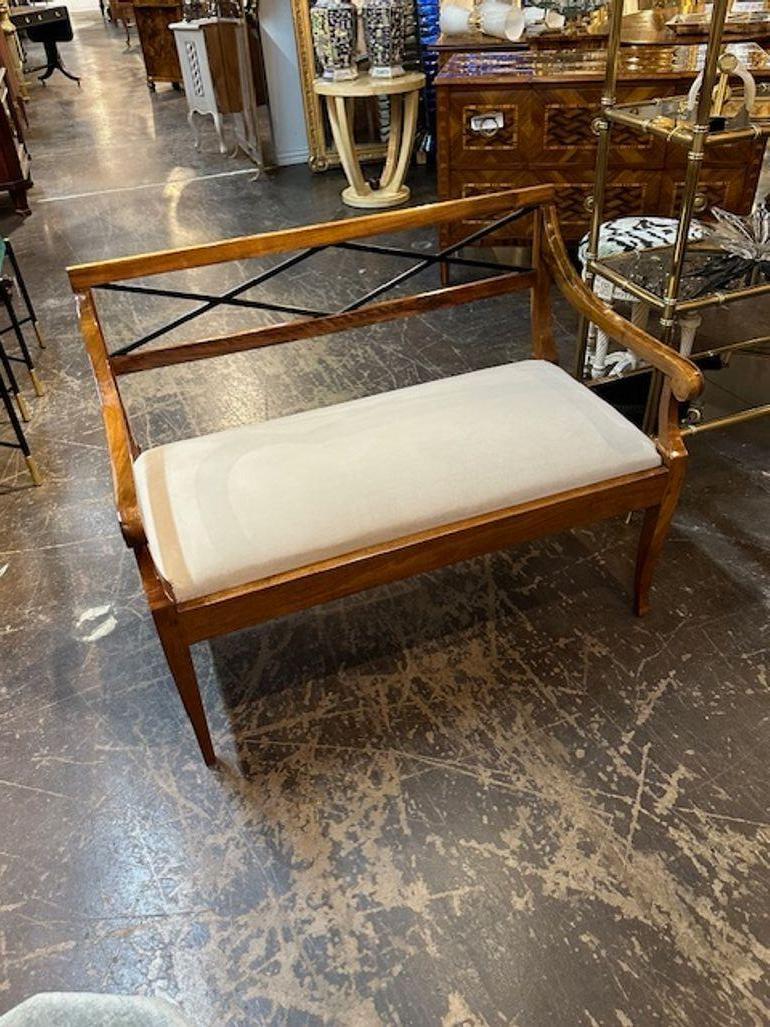 19th Century German Biedermeier Settees Made of Walnut In Good Condition For Sale In Dallas, TX