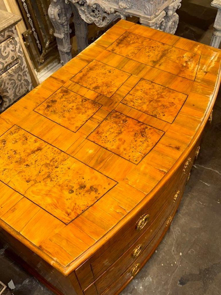 19th Century German Biedermeier Shaped Front Burl Walnut Commode For Sale 1
