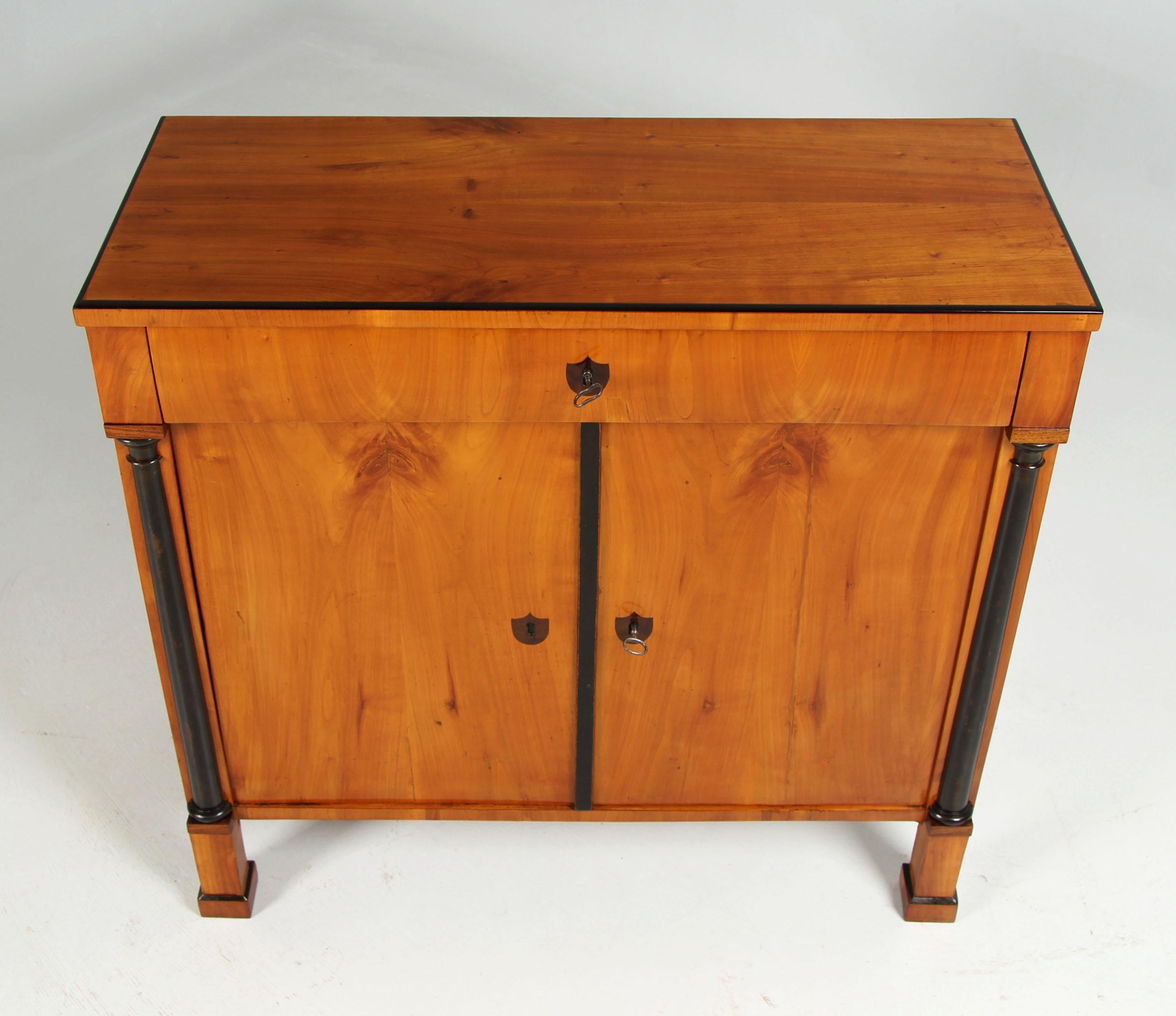 19th Century German Biedermeier Sideboard, Cherry, circa 1825 11