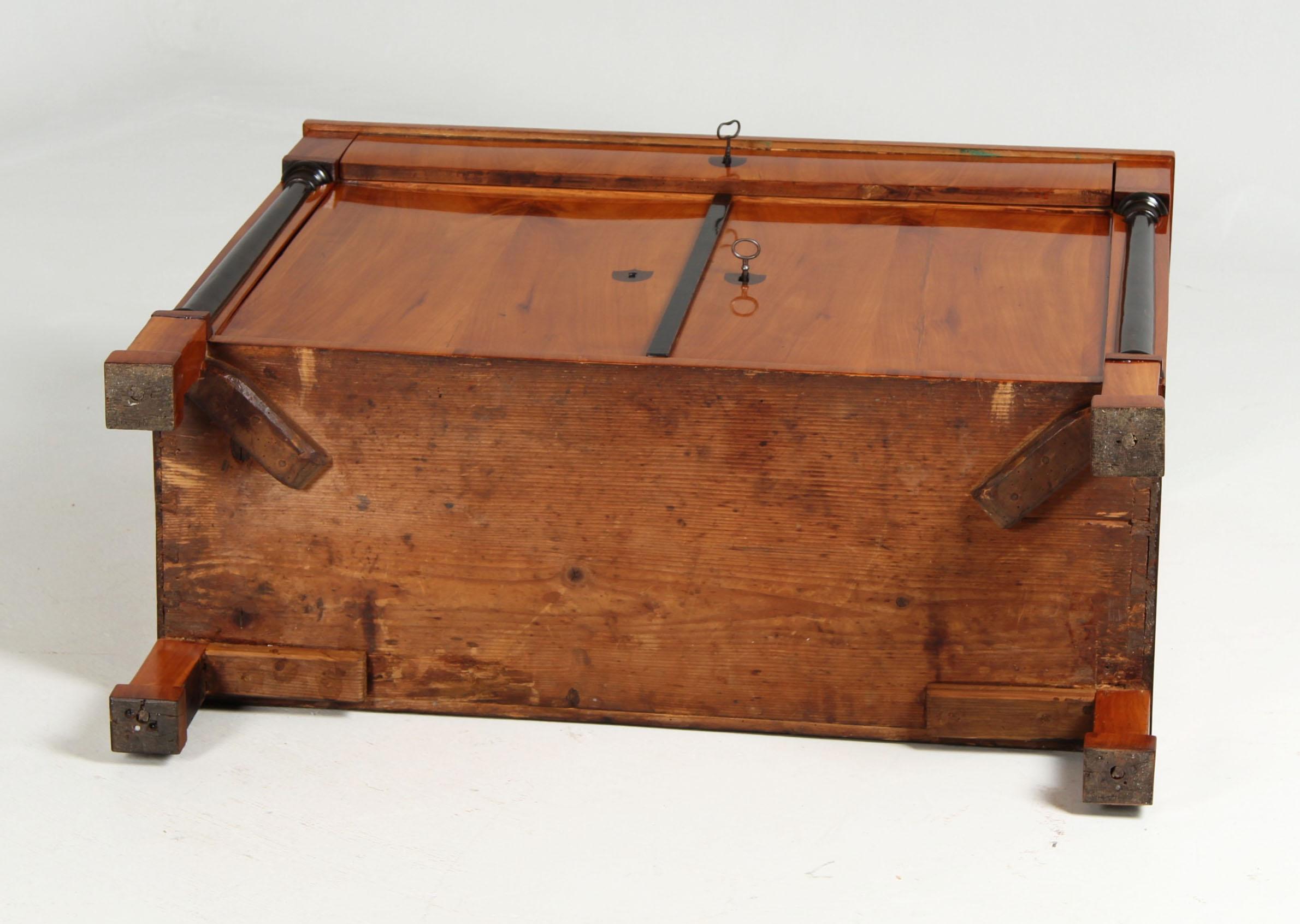 19th Century German Biedermeier Sideboard, Cherry, circa 1825 14