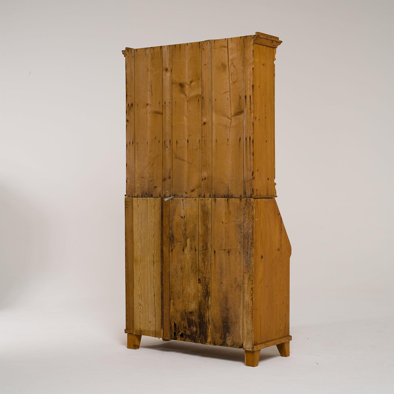 19th Century German Biedermeier Two Part Pine Bureau - Antique Secretary For Sale 3