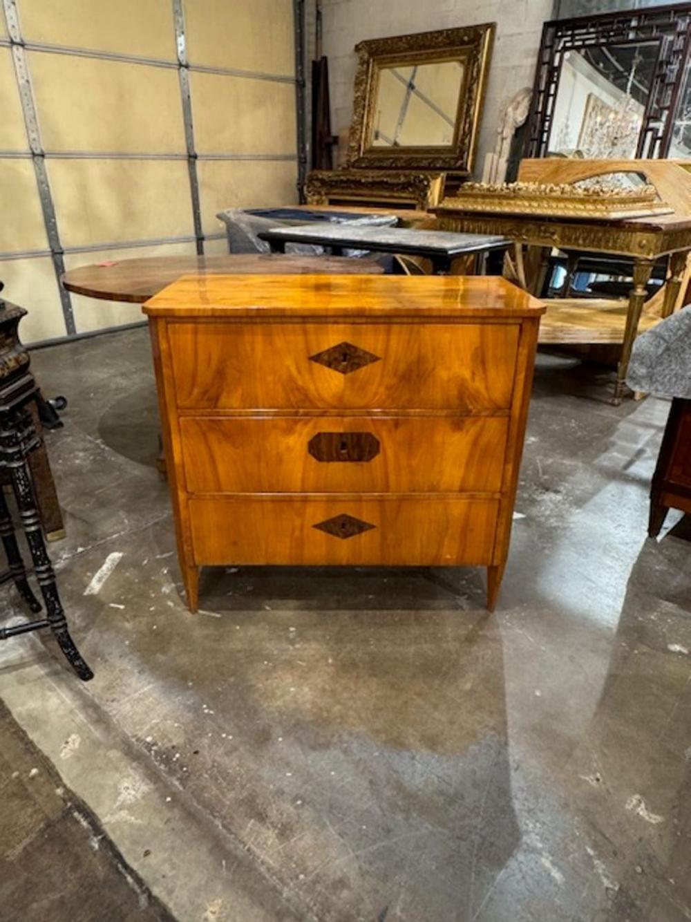 Coffre Biedermeier allemand du 19ème siècle en vente 2