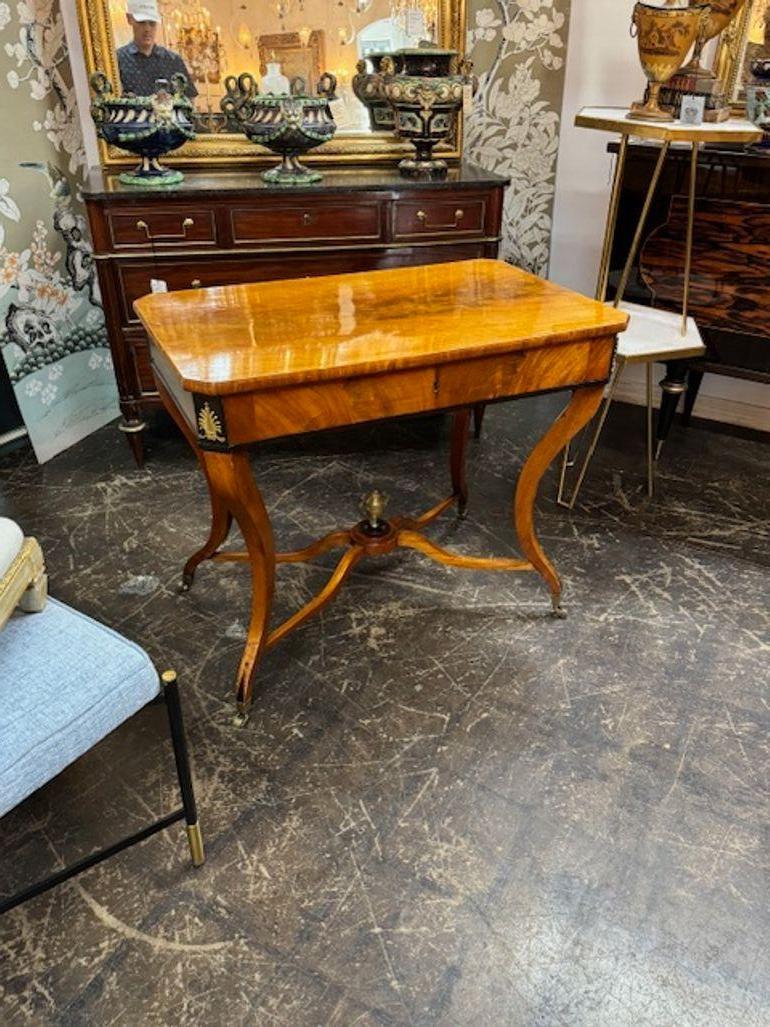 Allemand Table Biedermeier allemande du 19ème siècle en vente