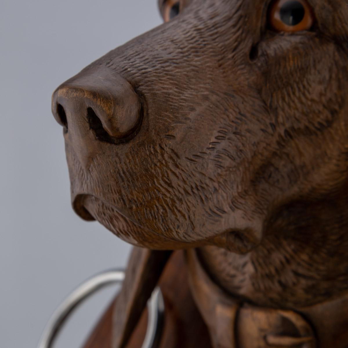 19th Century German Black Forest Dog Lead Holder, c.1890 7