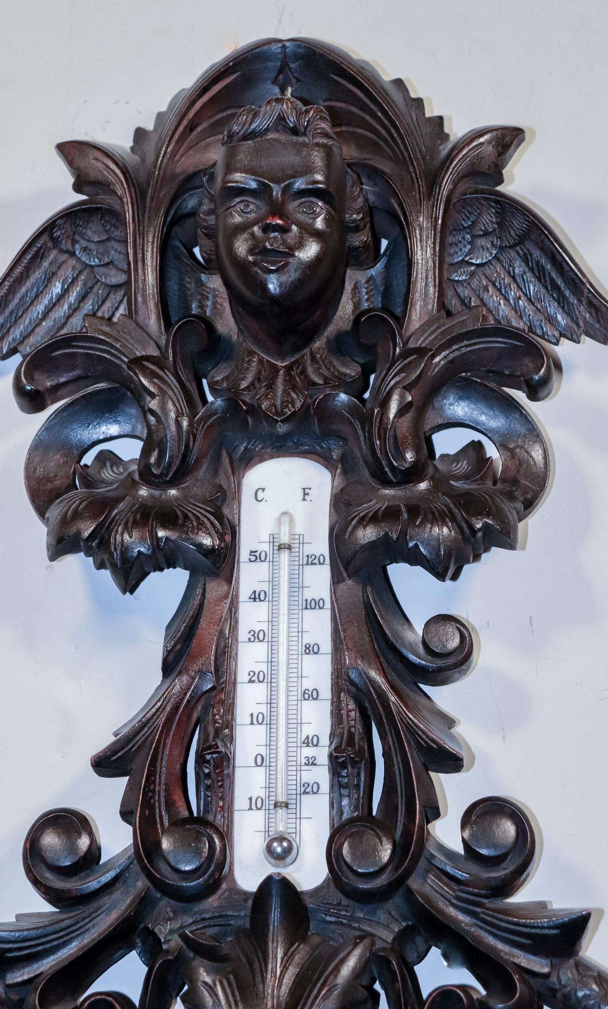 Noyer Thermomètre-Baromètre en noyer ébonisé allemand du 19e siècle, style Black Forest en vente