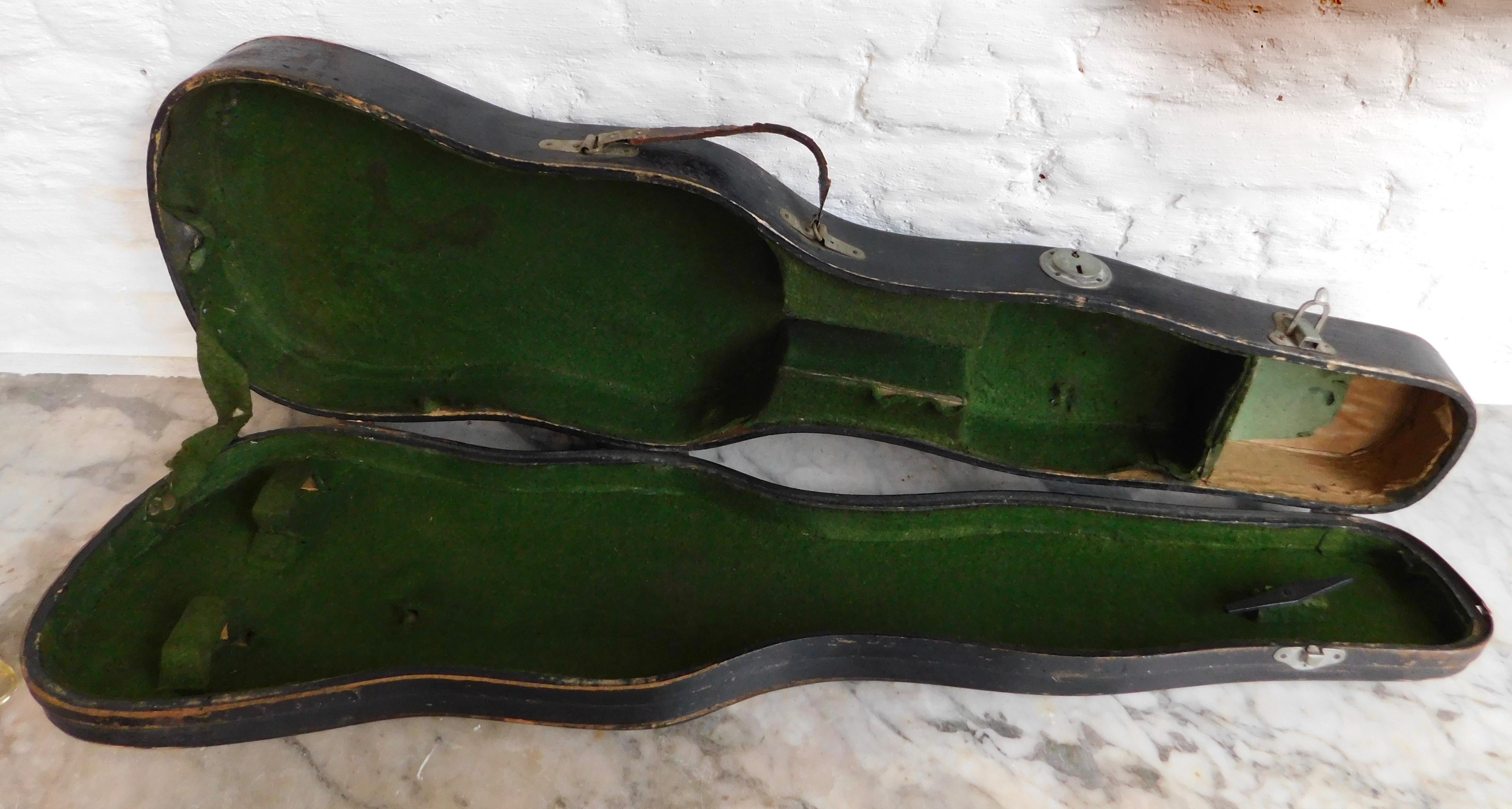 19th Century German Black Wood Violin Case For Sale 7