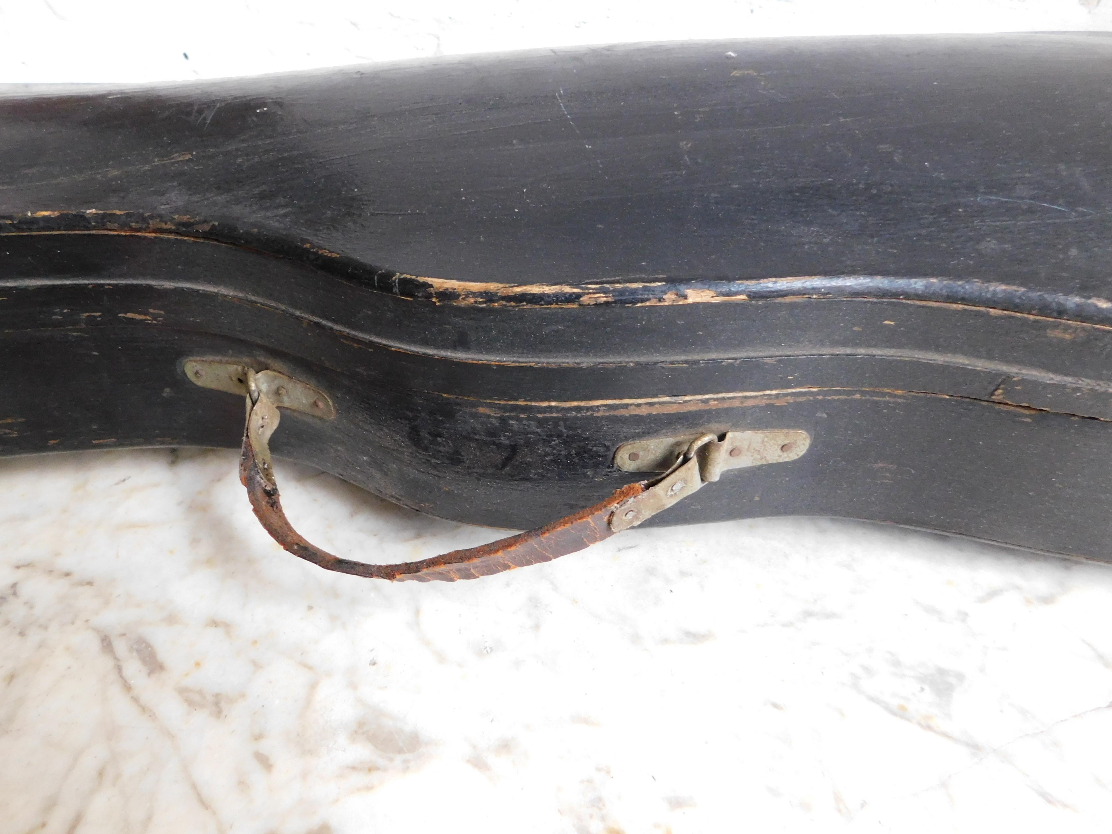 19th Century German Black Wood Violin Case In Good Condition For Sale In Antwerp, BE