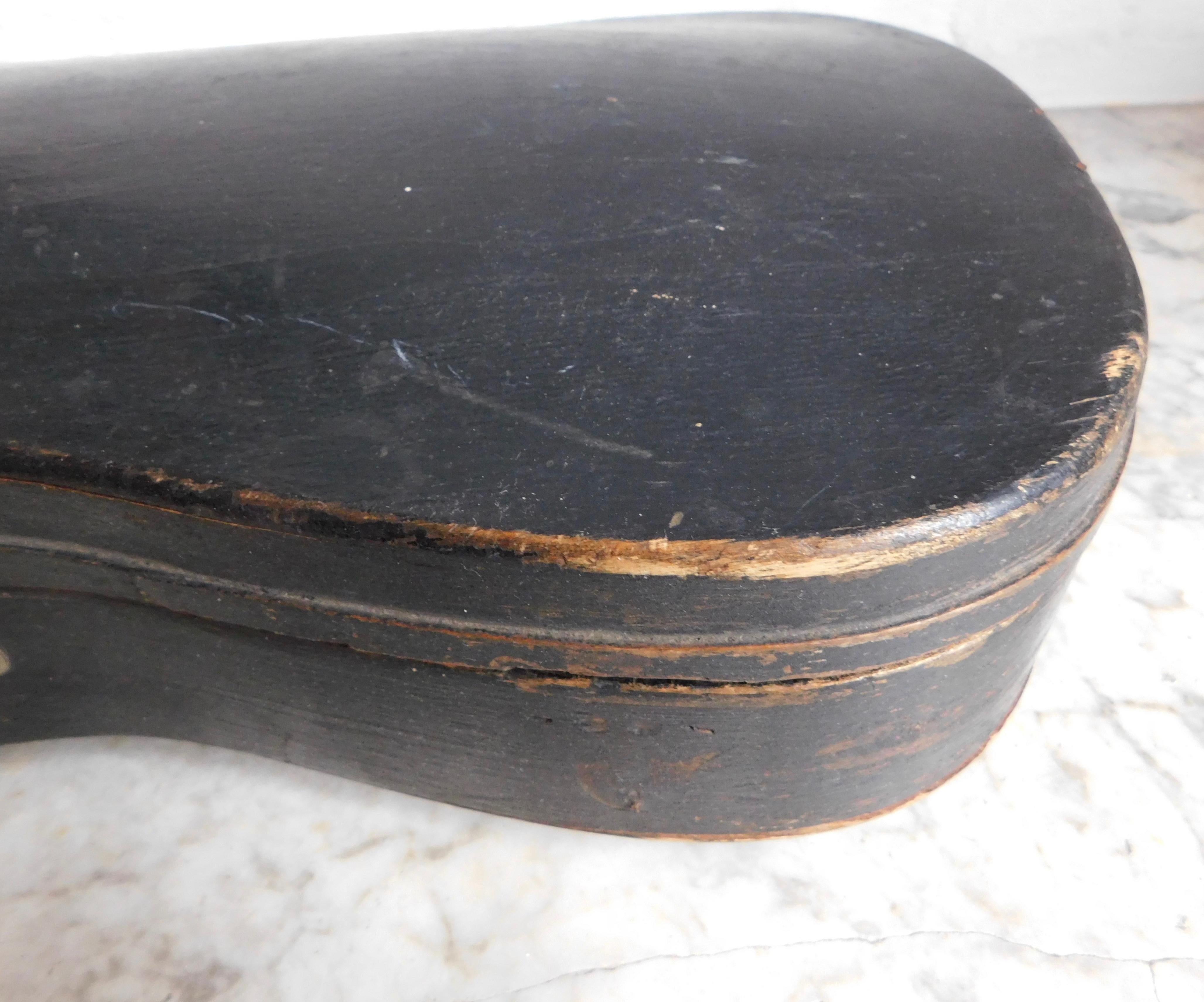 19th Century German Black Wood Violin Case For Sale 1