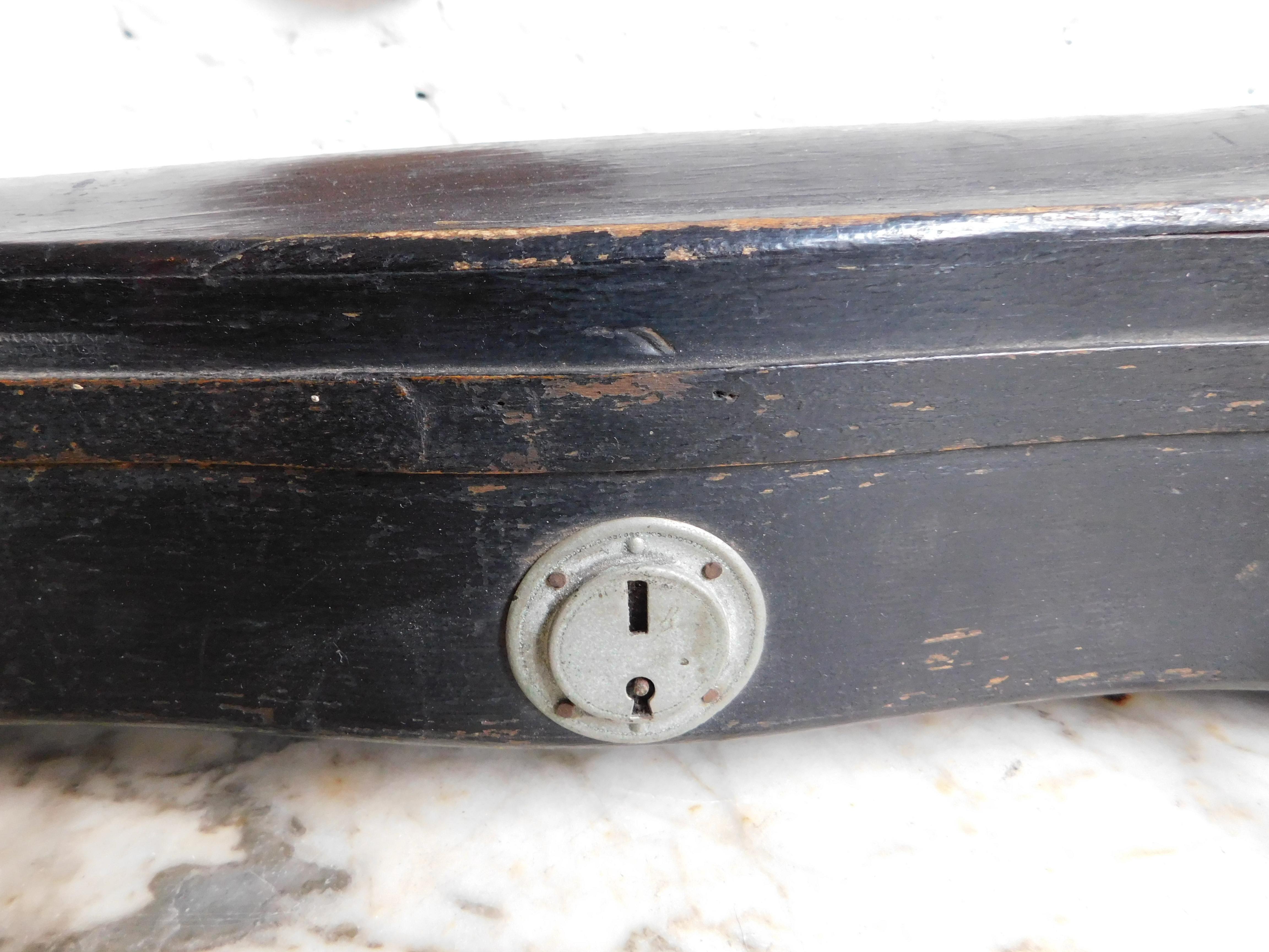 19th Century German Black Wood Violin Case For Sale 3