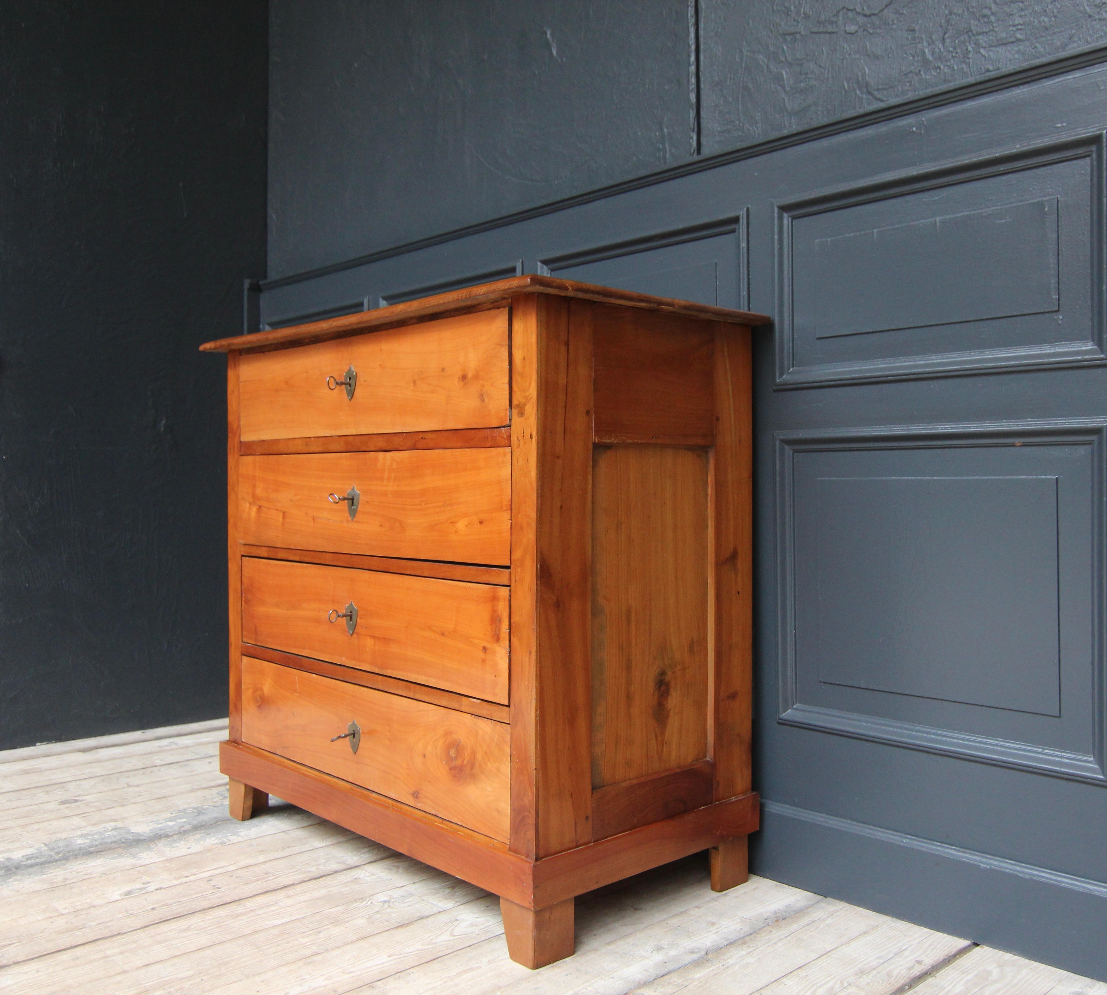 19th Century German Cherrywood Chest of Drawers 1