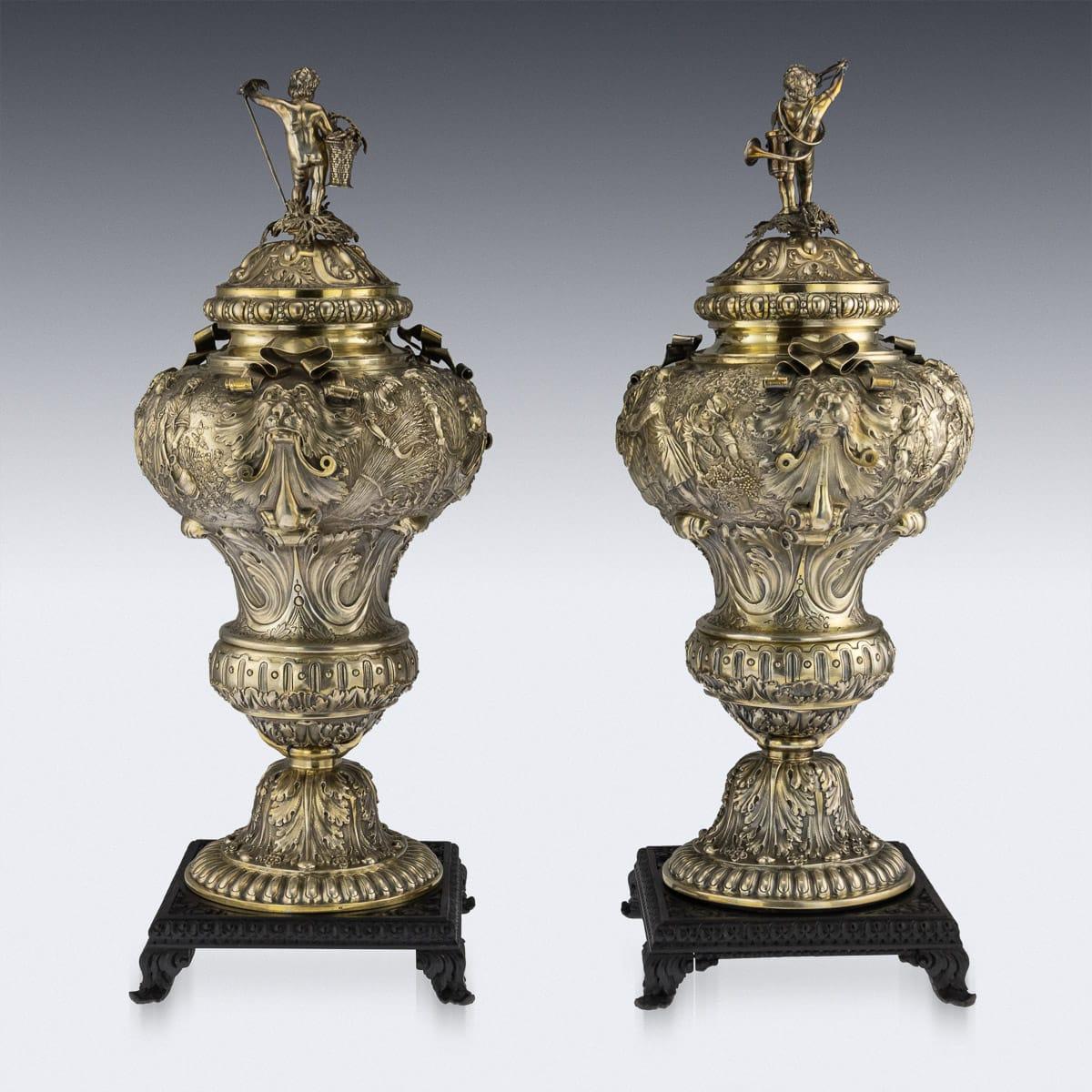 19th Century German Exceptional Solid Silver-Gilt Vases, Hanau, circa 1880 1