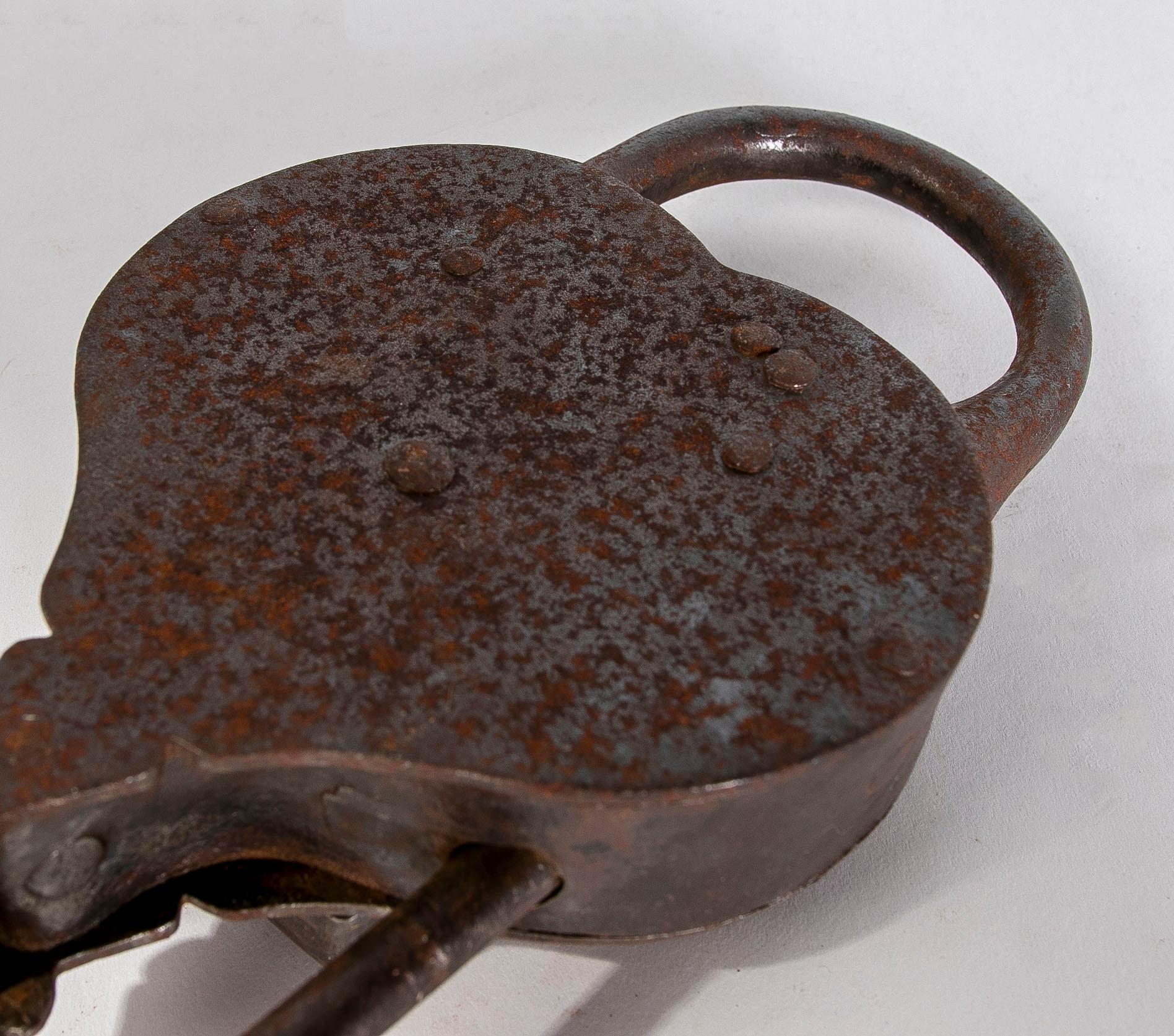 19th Century German Iron Padlock For Sale 4